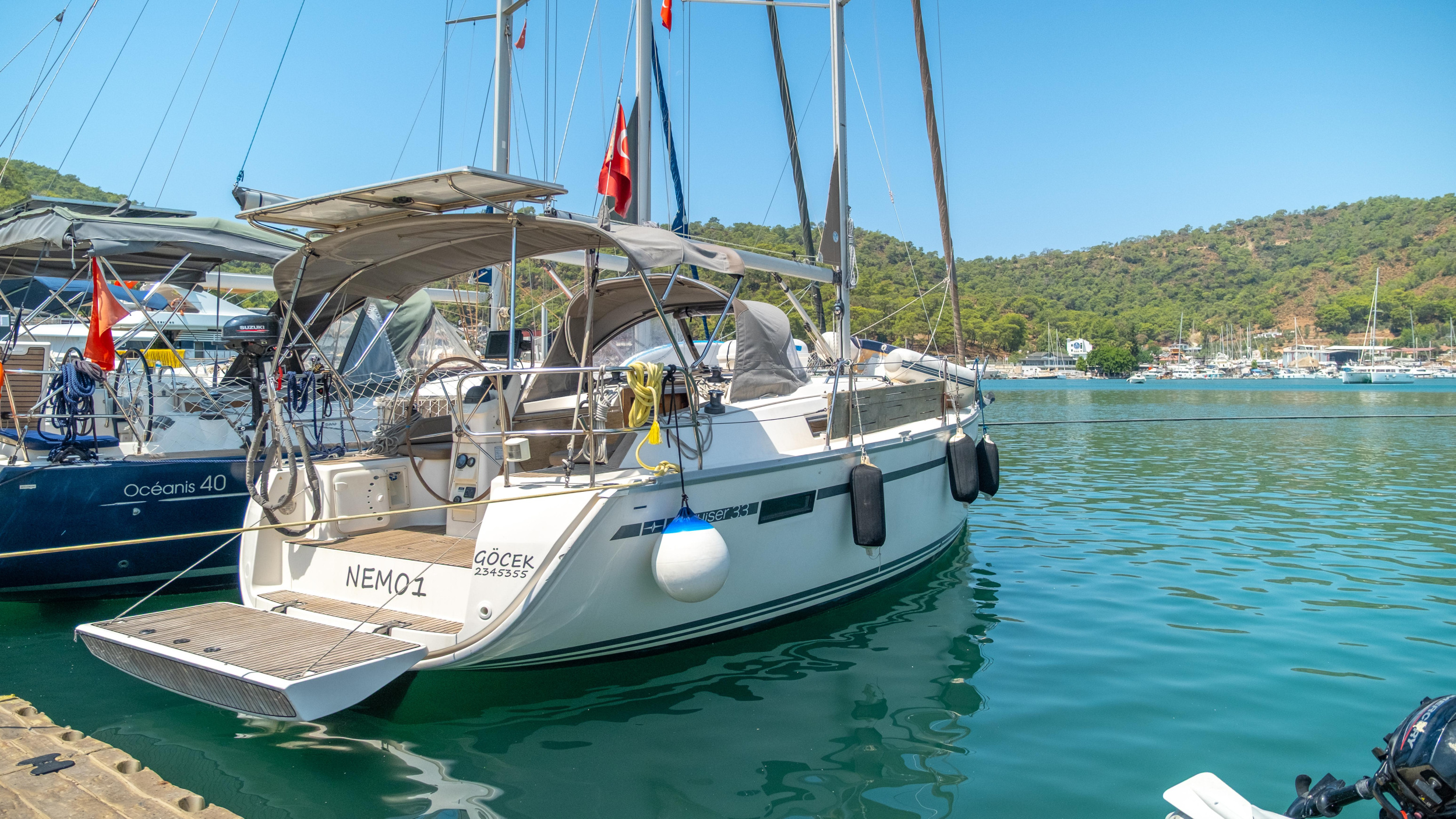 Bavaria 33 Cruiser — photo 11