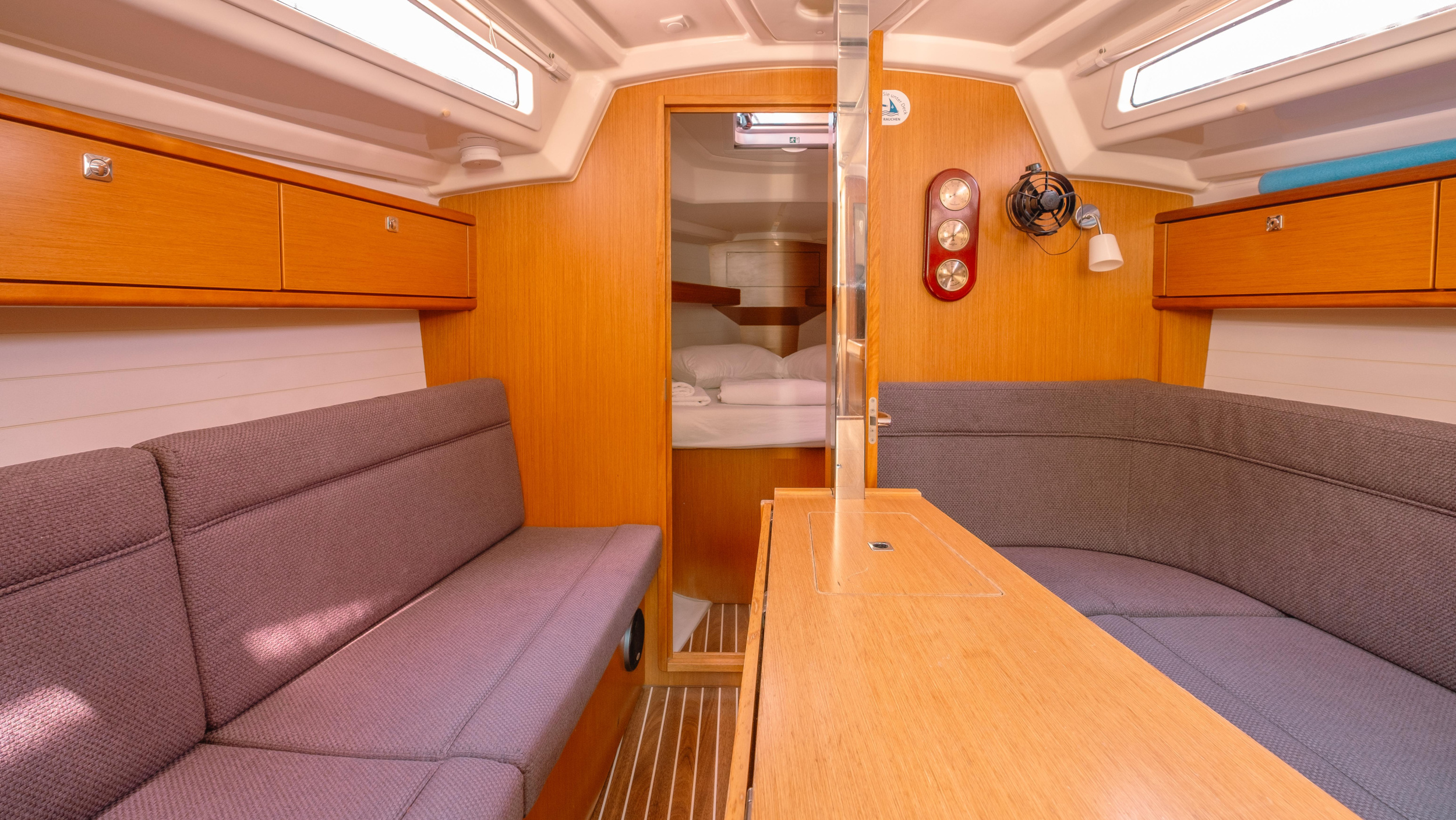 Bavaria 33 Cruiser — photo 13