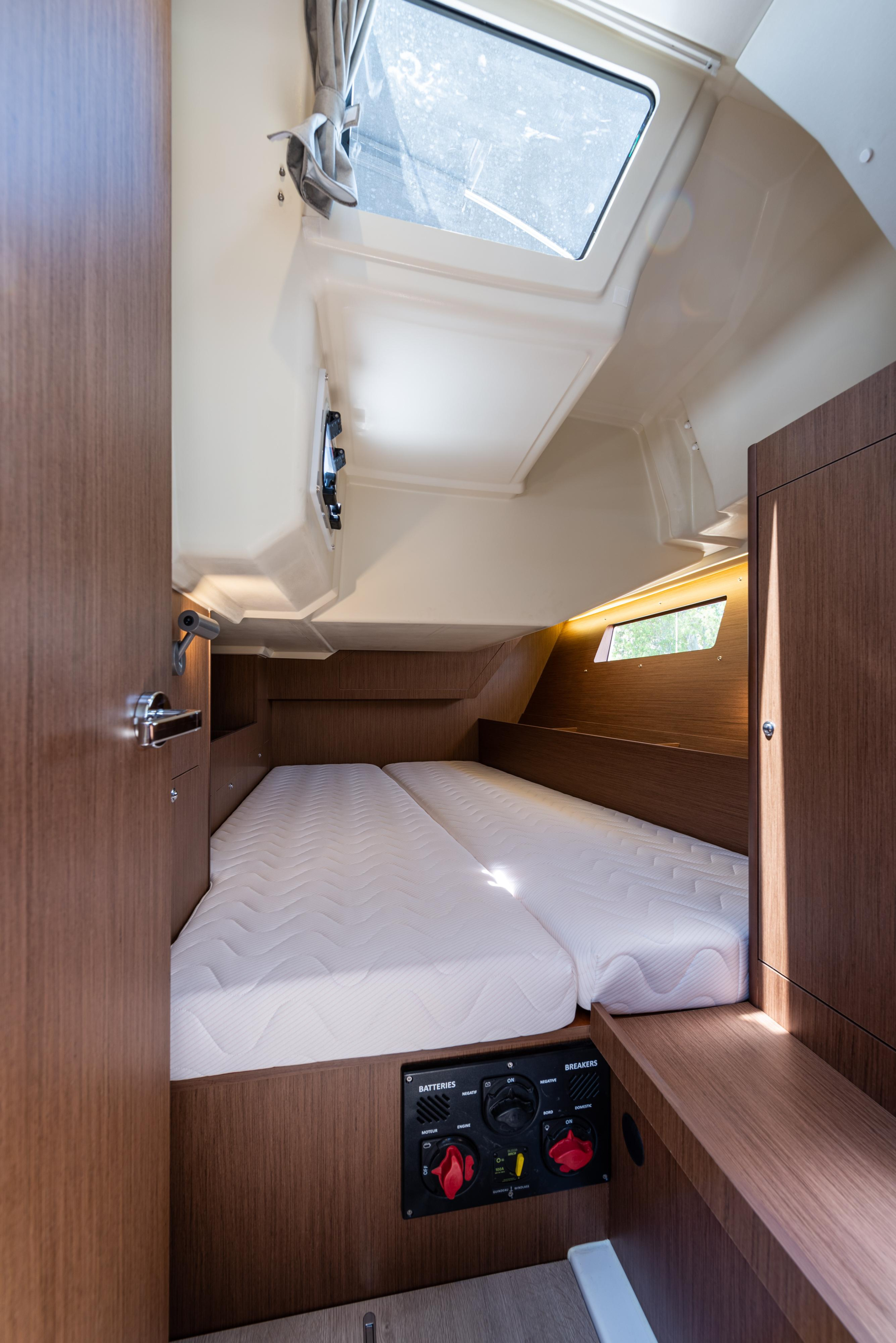 Oceanis 41.1 — photo 17