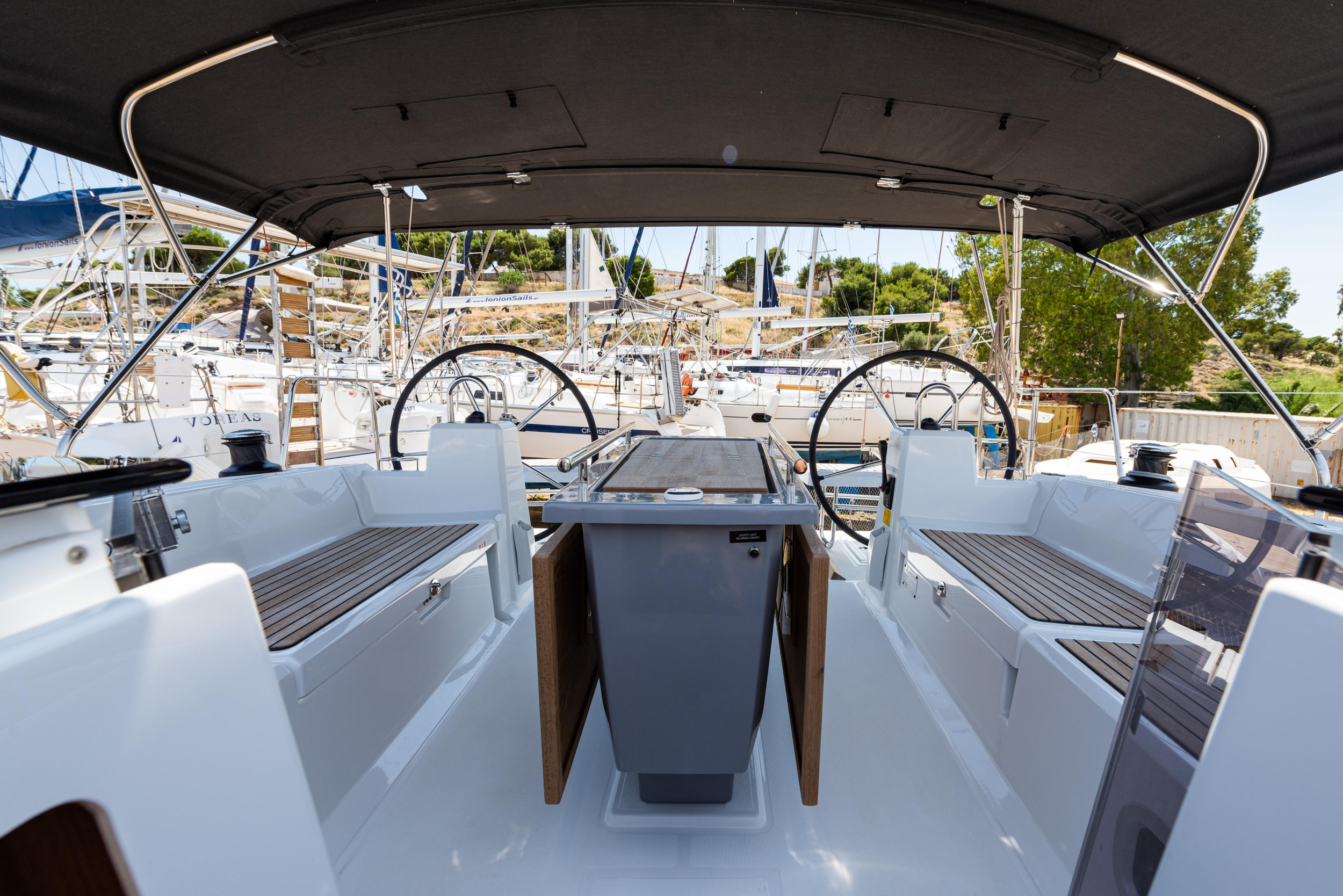 Oceanis 41.1 — photo 22