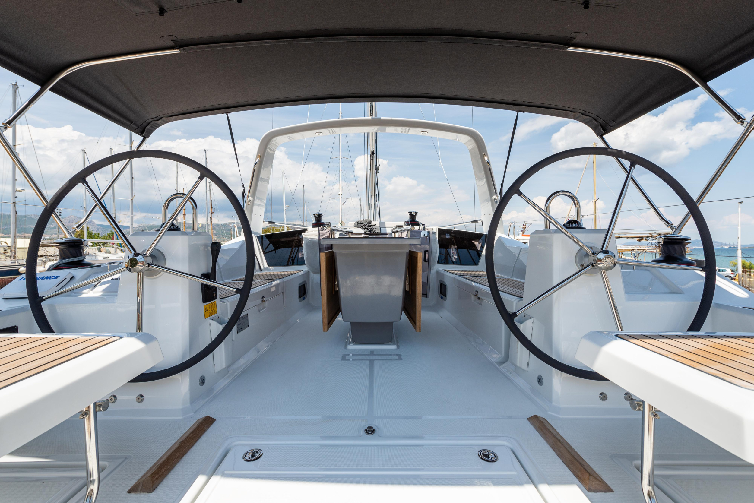 Oceanis 41.1 — photo 25