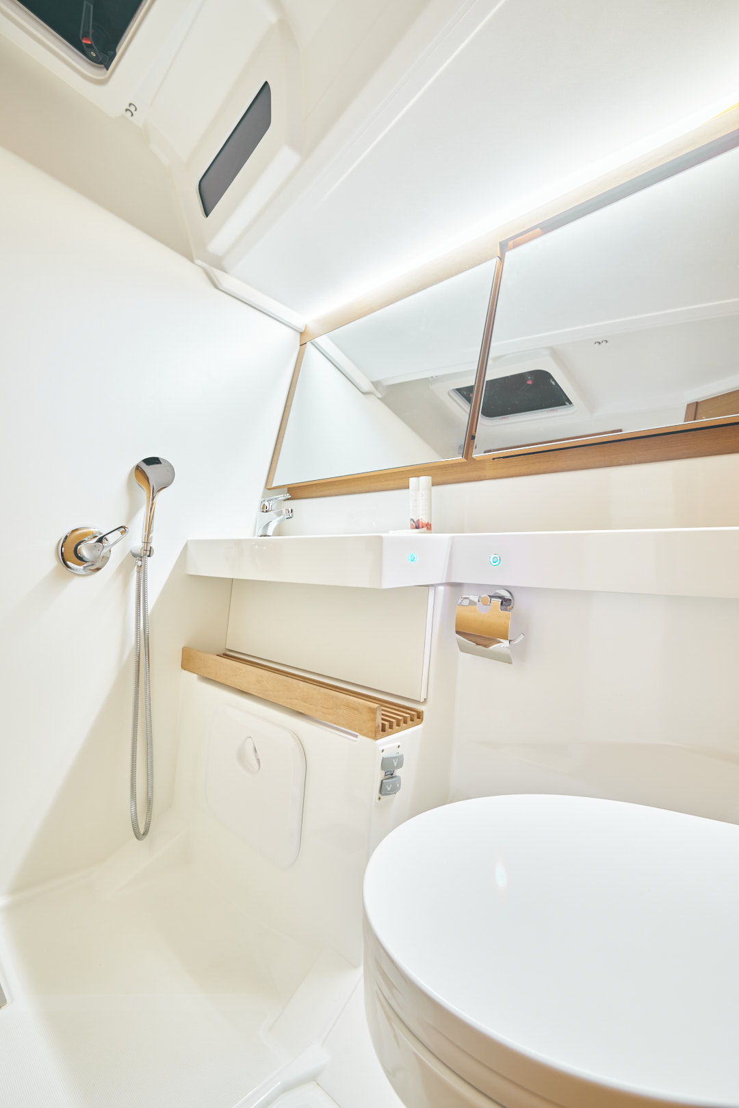 Sun Odyssey 440 — photo 13