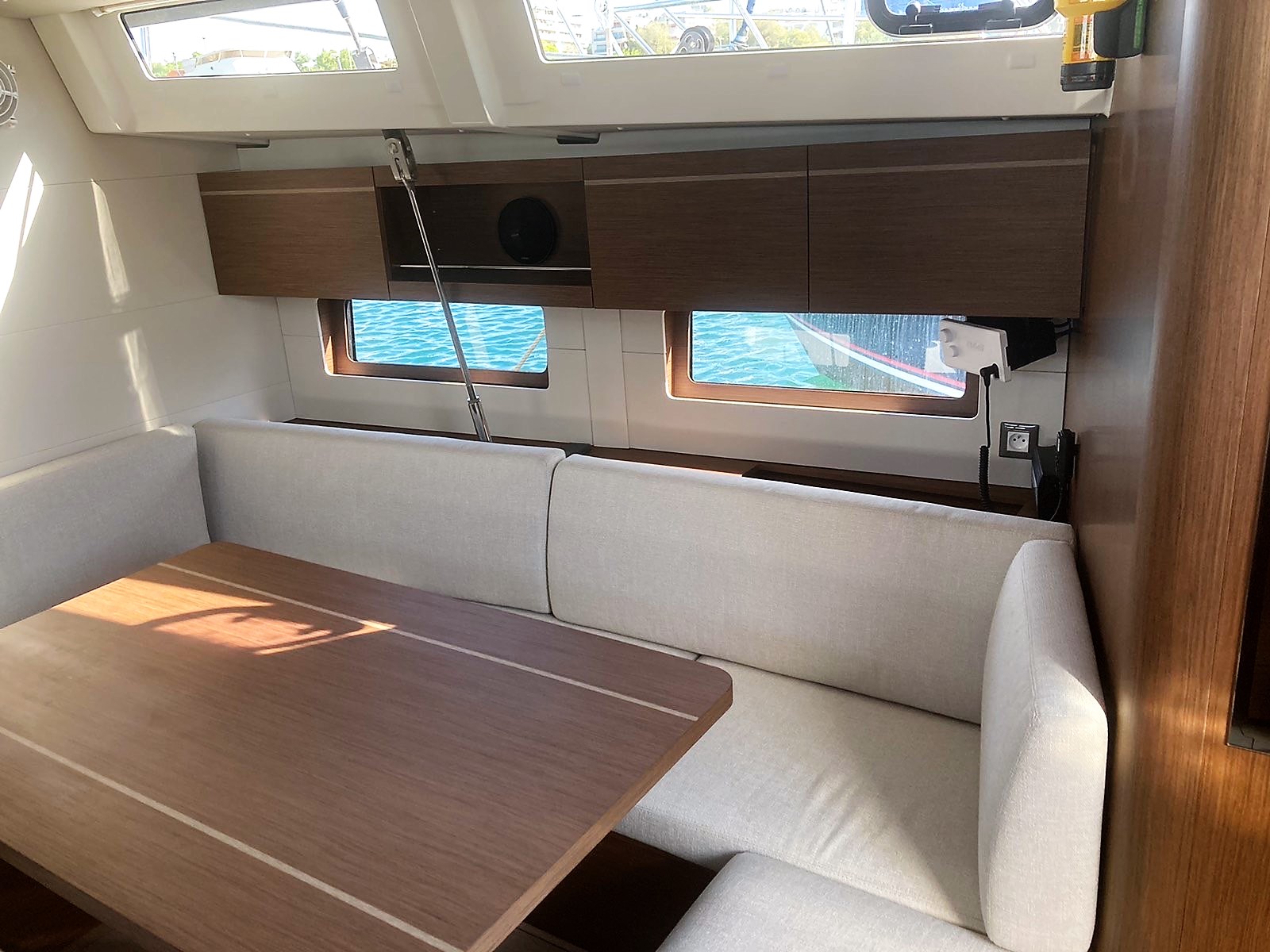 Oceanis 46.1 AC — photo 2