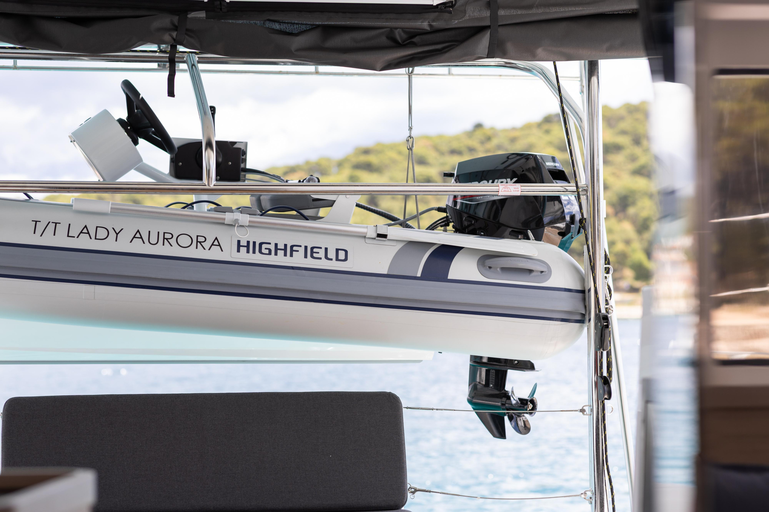 Lagoon 42 Millenium — photo 19