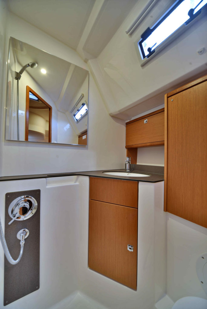 Bavaria 46 Cruiser — photo 5