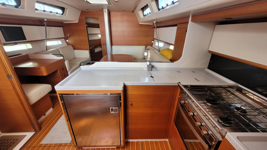 Italia Yachts 13.98 — photo 8