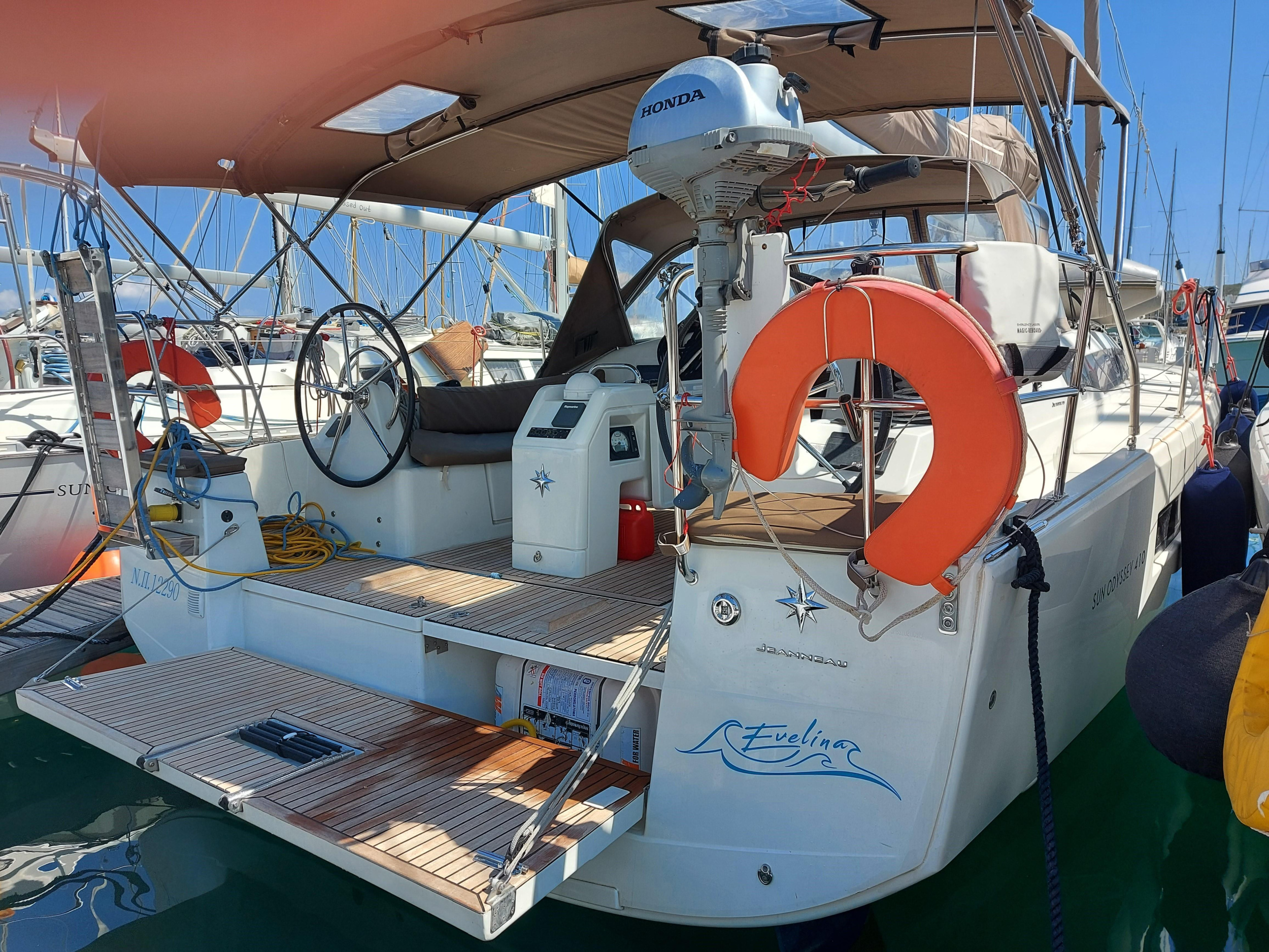 Sun Odyssey 410 — photo 12