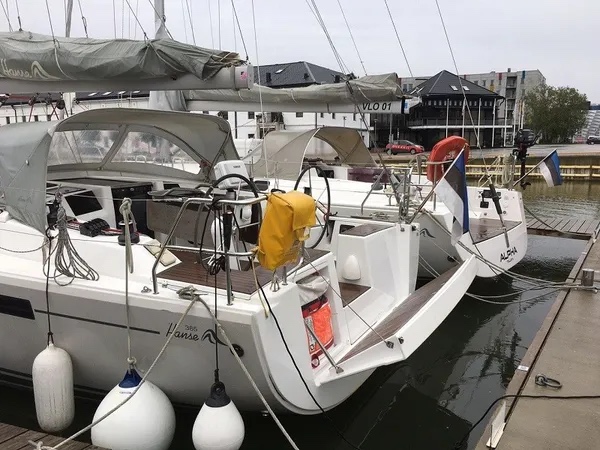Hanse 385 — photo 1
