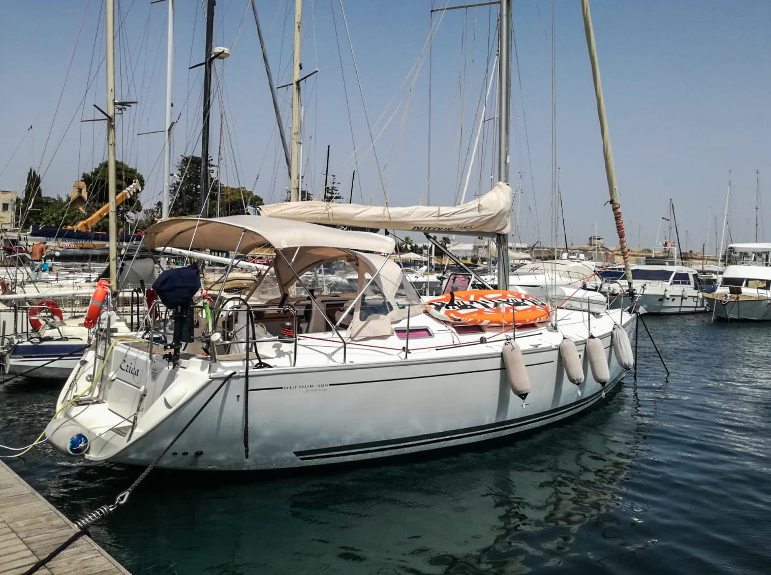 Dufour 385 Grand Large — photo 4