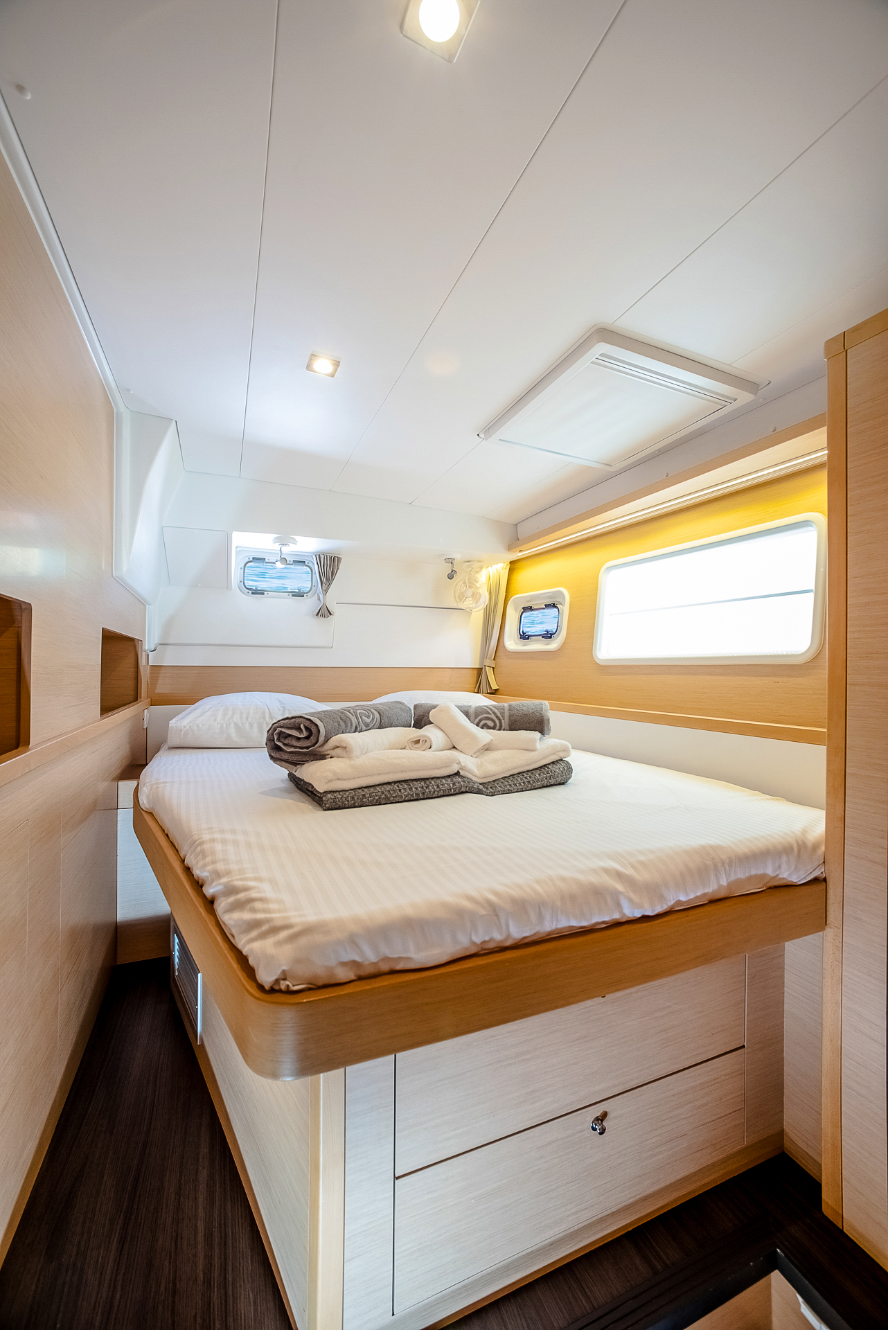 Lagoon 400 S2 — photo 11