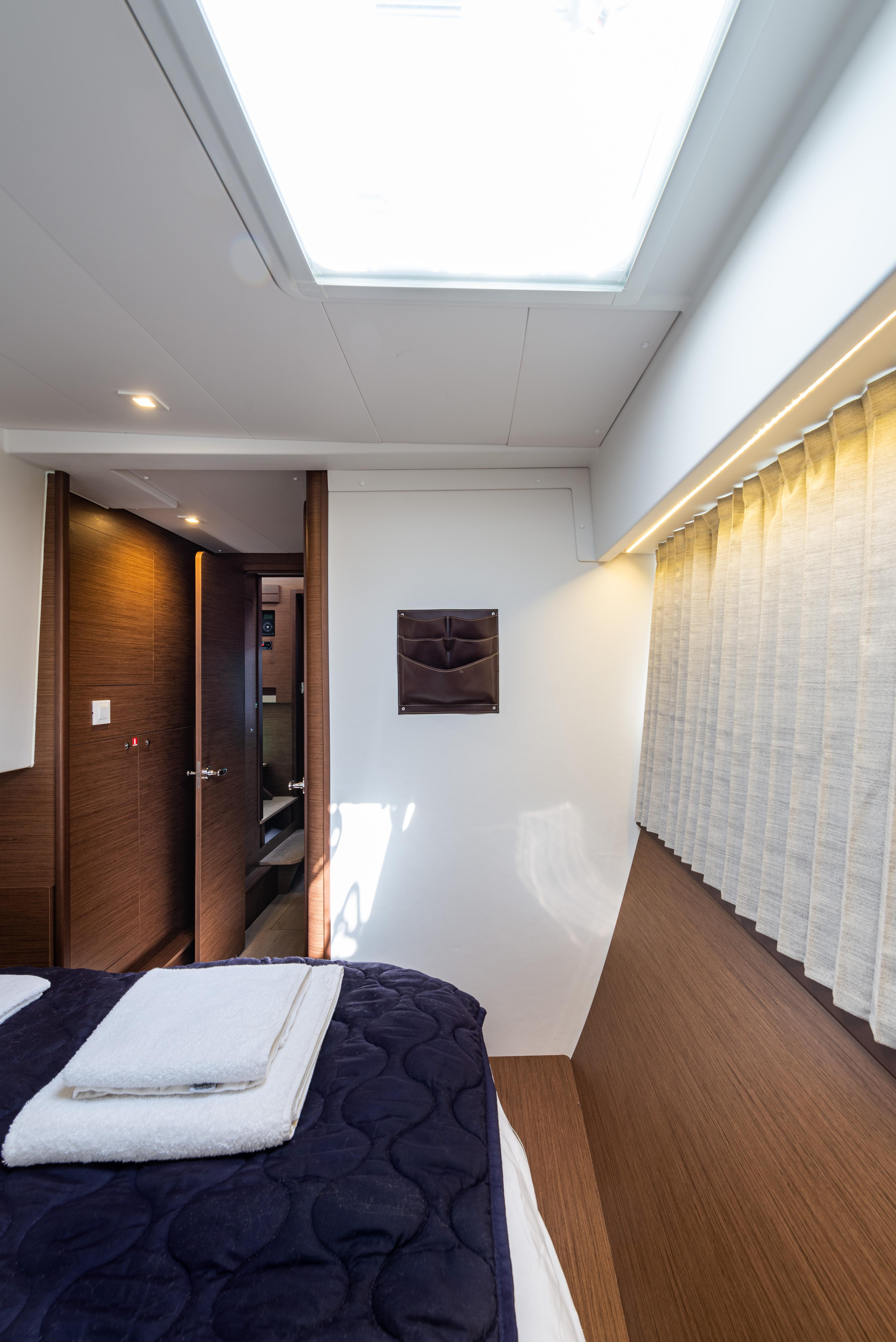 Lagoon 42 — photo 15