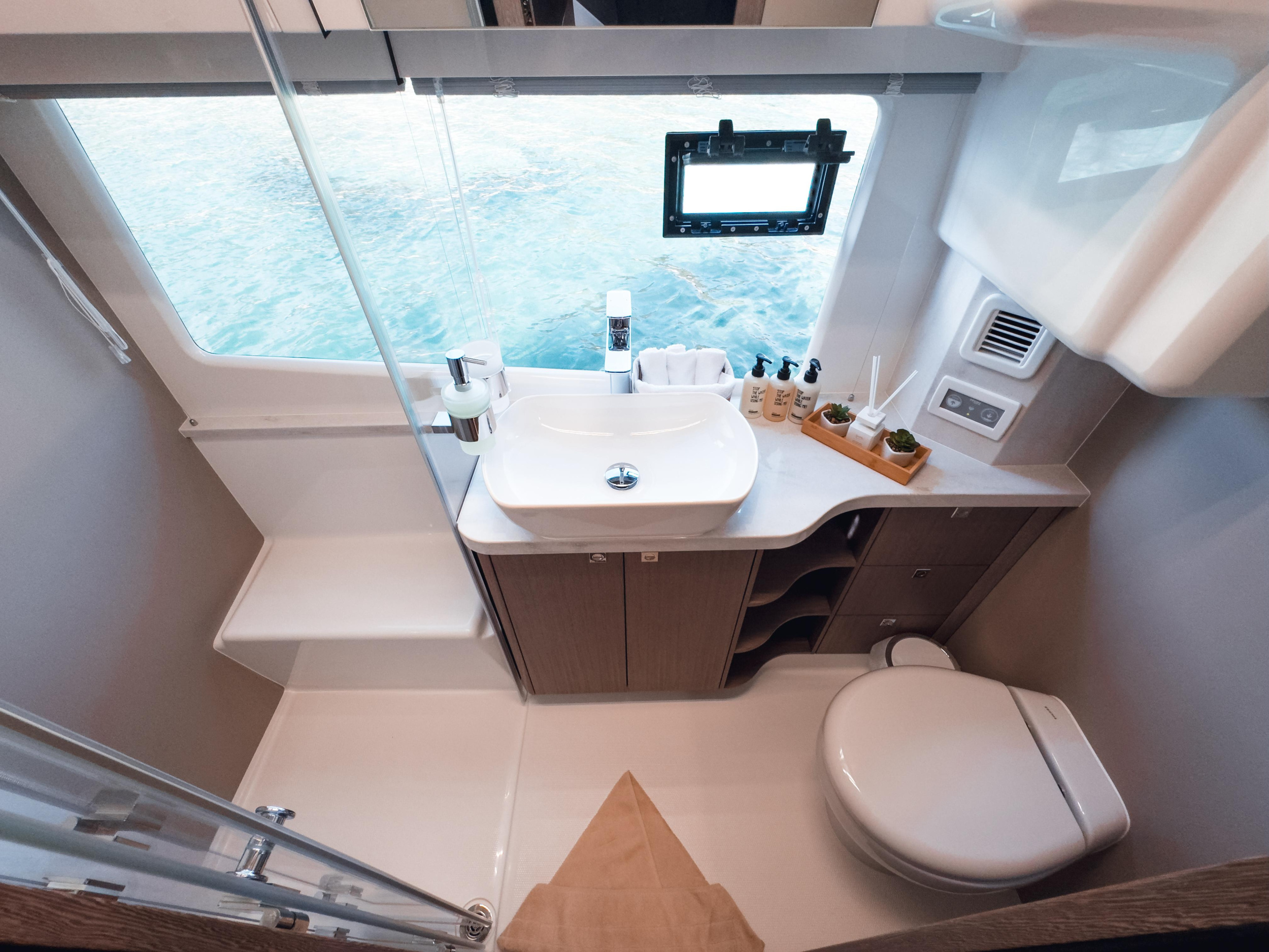 Galeon 440 Fly — photo 43