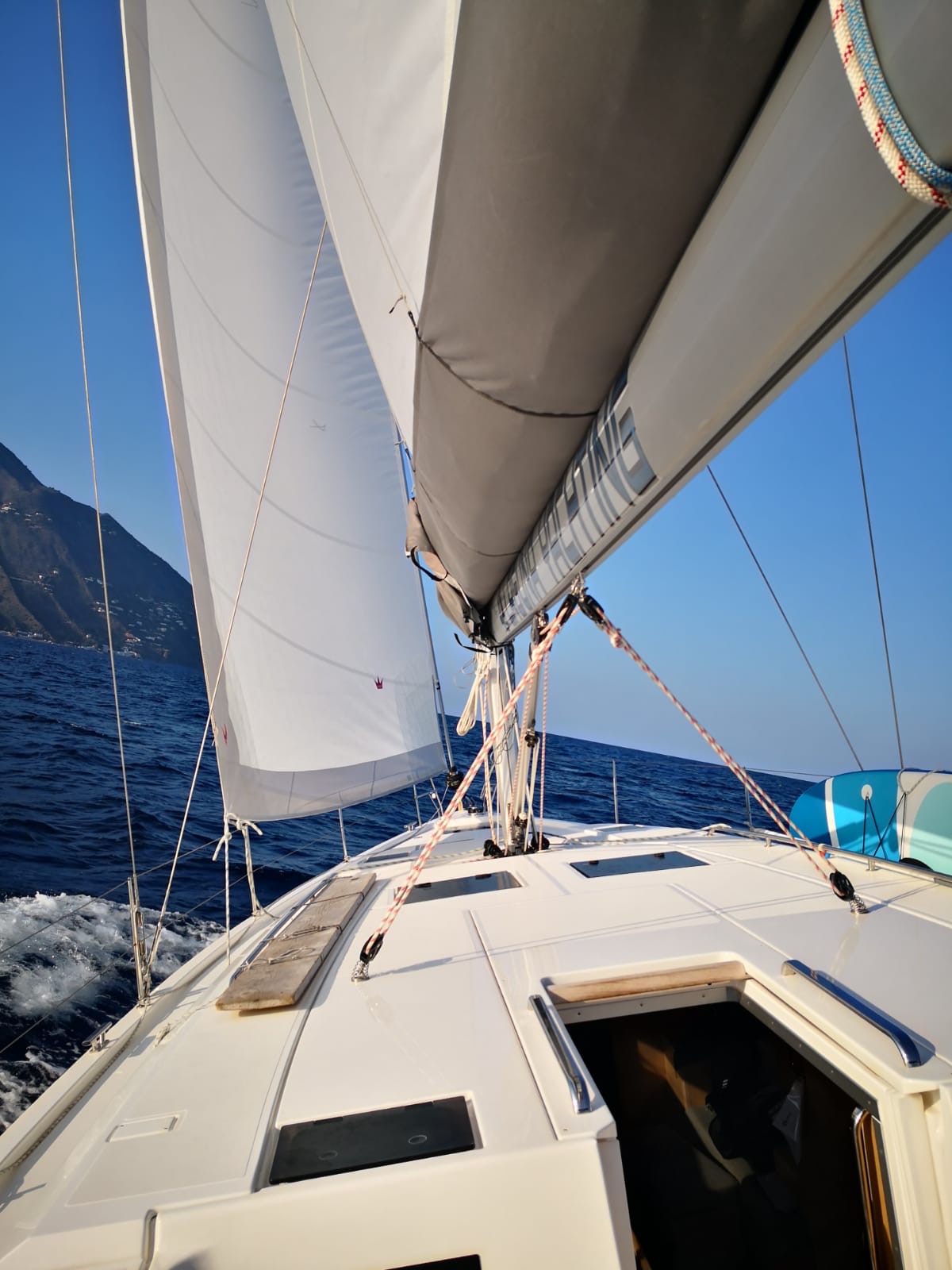 Bavaria C45 — photo 3