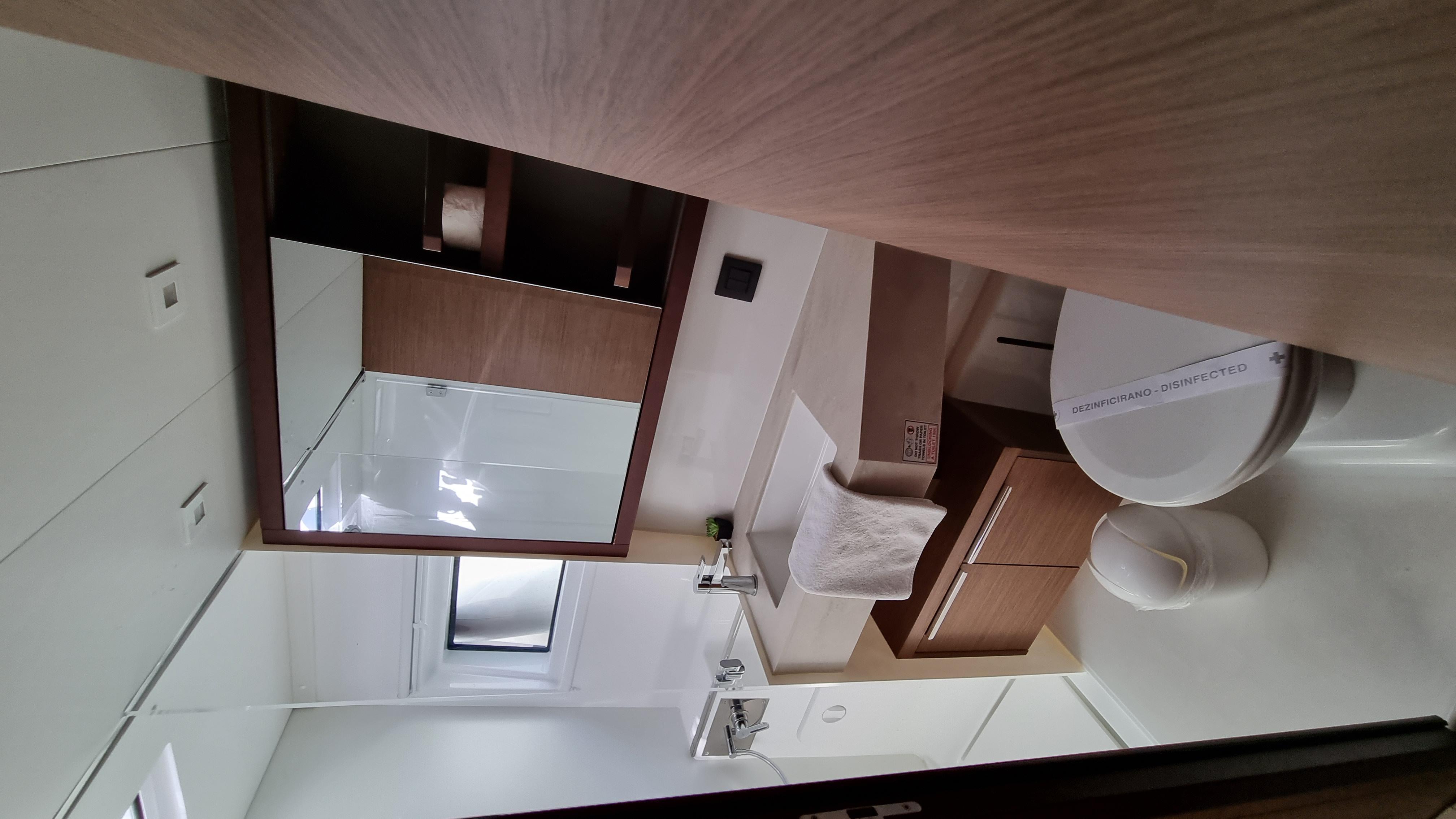 Lagoon 46 Fly — photo 12