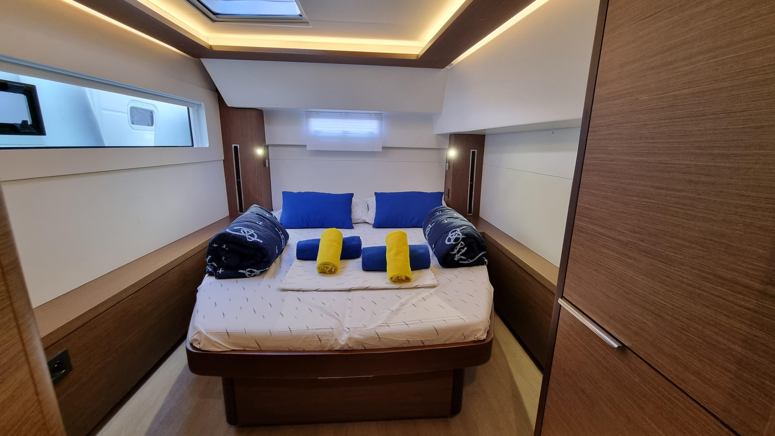 Lagoon 46 Fly — photo 14