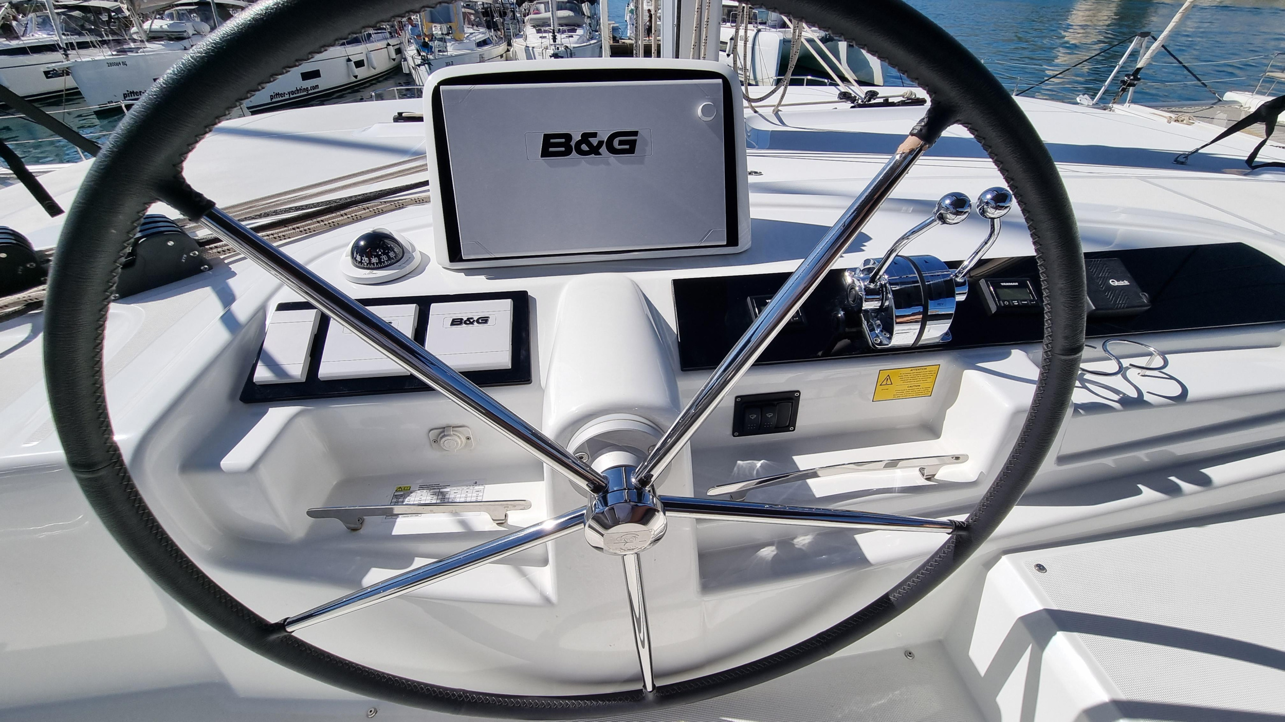 Lagoon 46 Fly — photo 10