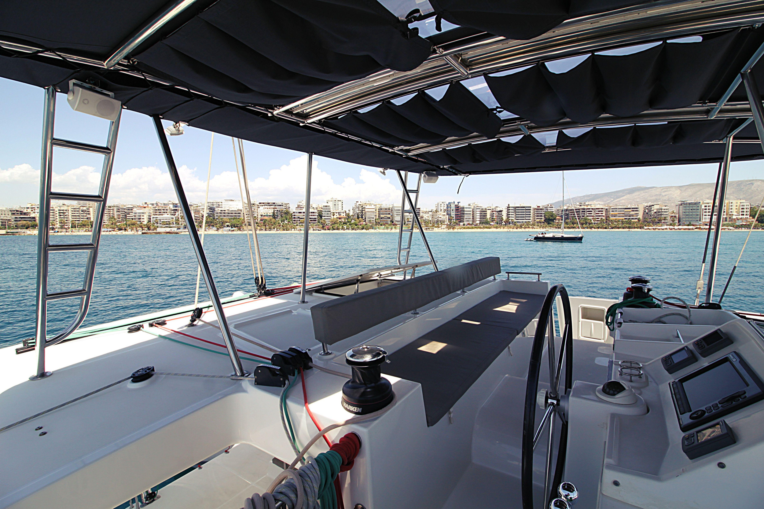 Lagoon 450 — photo 6