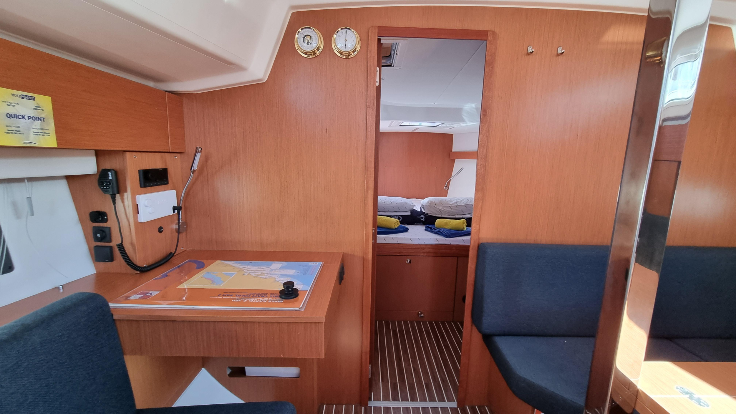 Bavaria C42 — photo 19