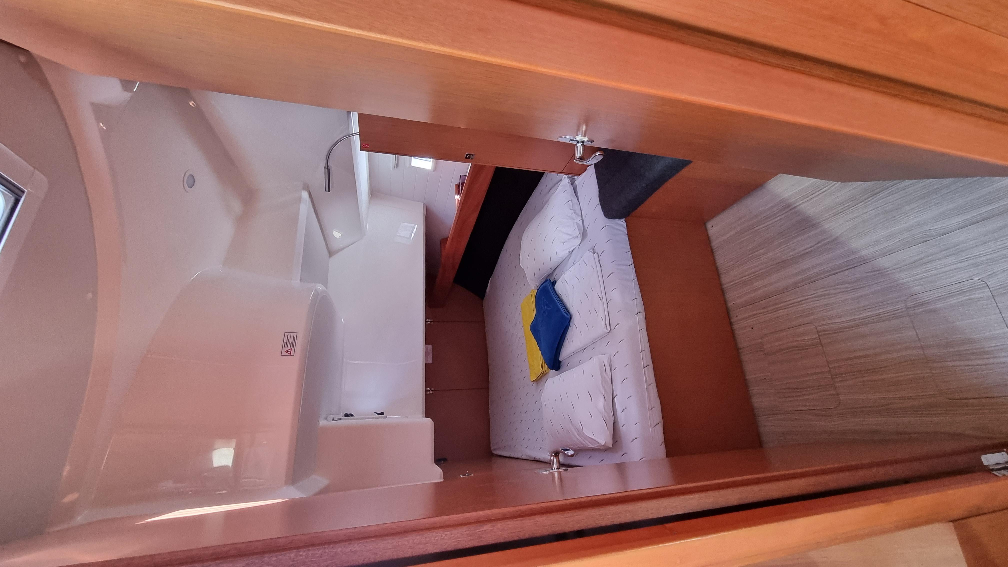 Bavaria Cruiser 46 — photo 15