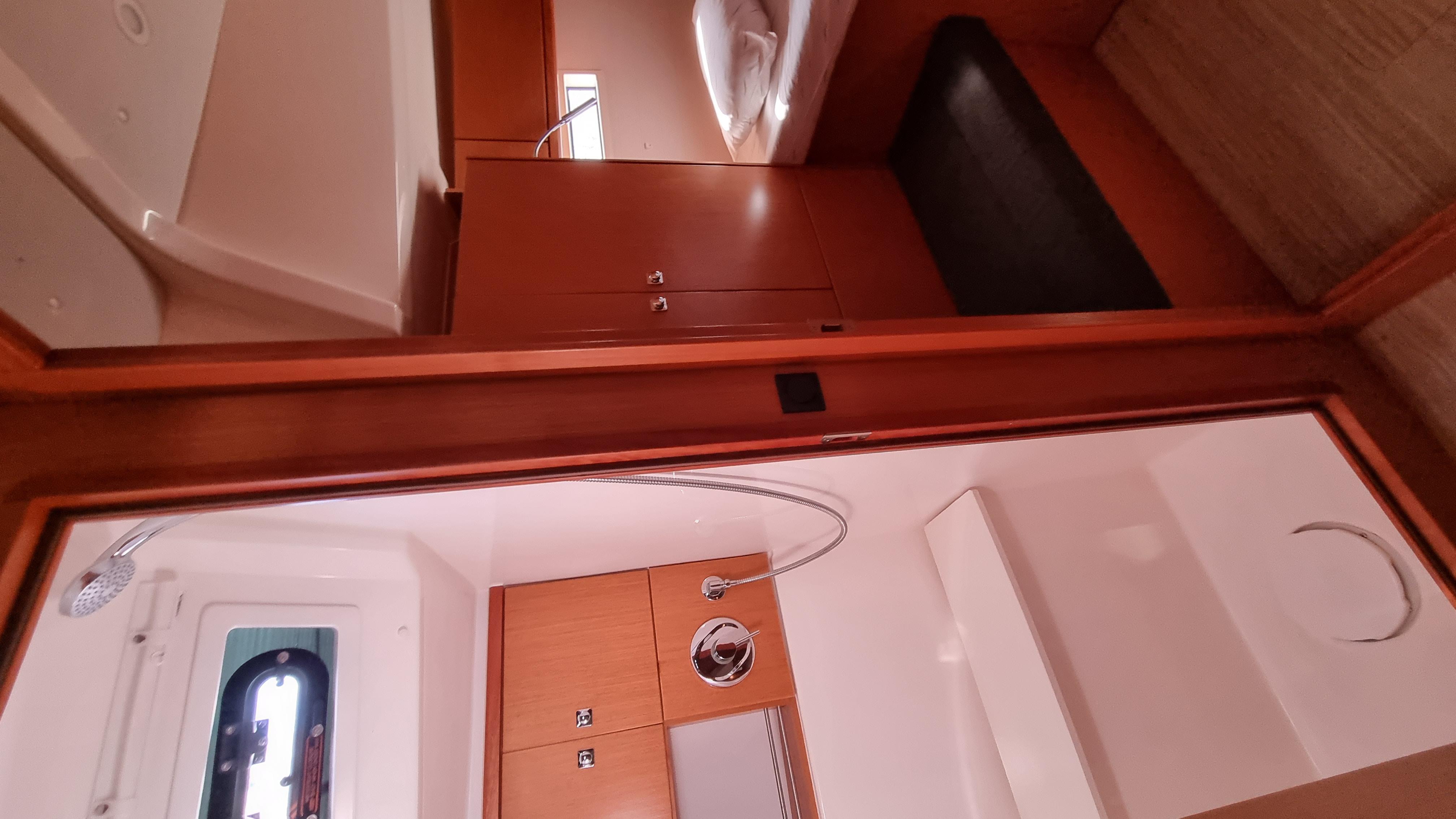 Bavaria Cruiser 46 — photo 6