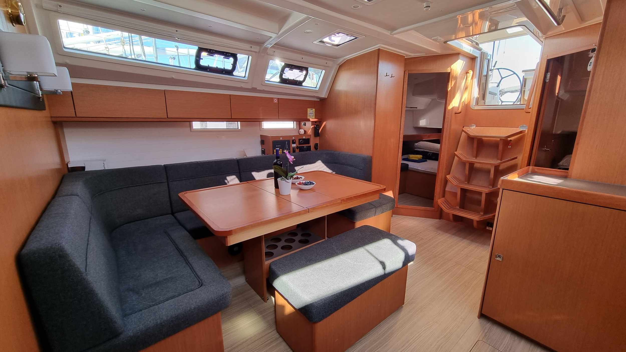 Bavaria Cruiser 46 — photo 8