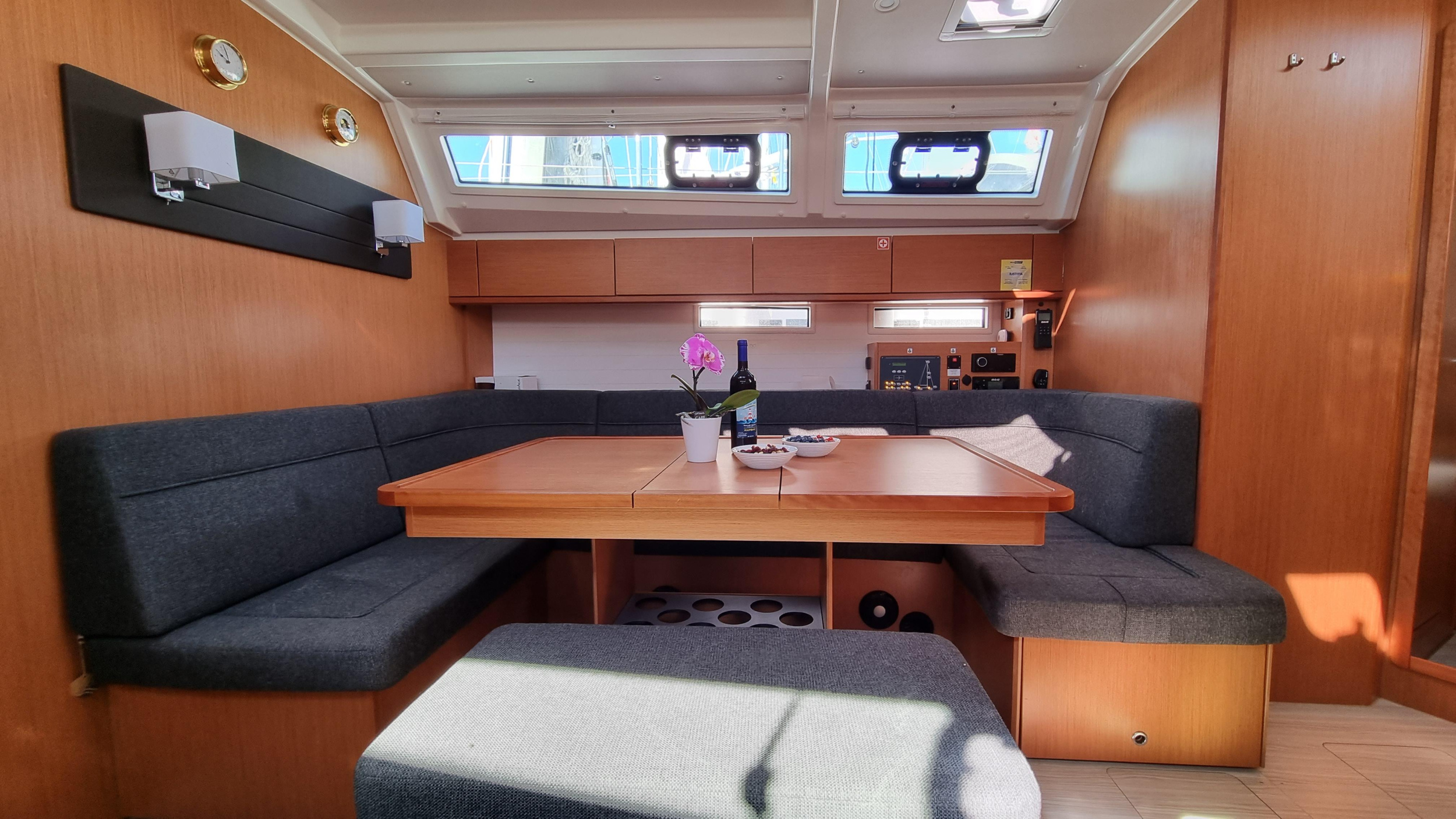 Bavaria Cruiser 46 — photo 12
