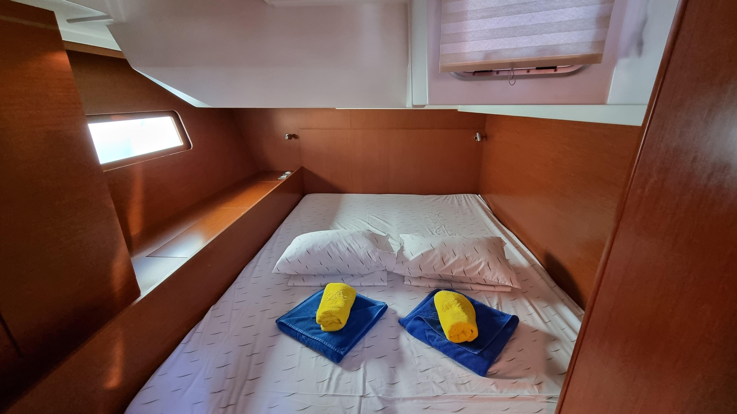 Oceanis 51.1 — photo 18