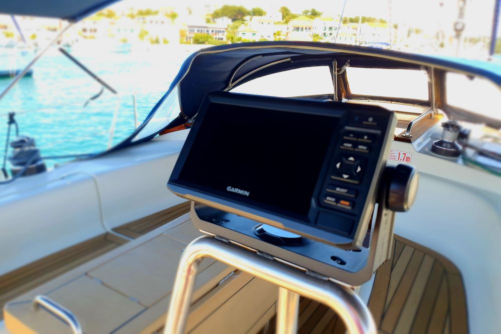 Bavaria 44 — photo 8