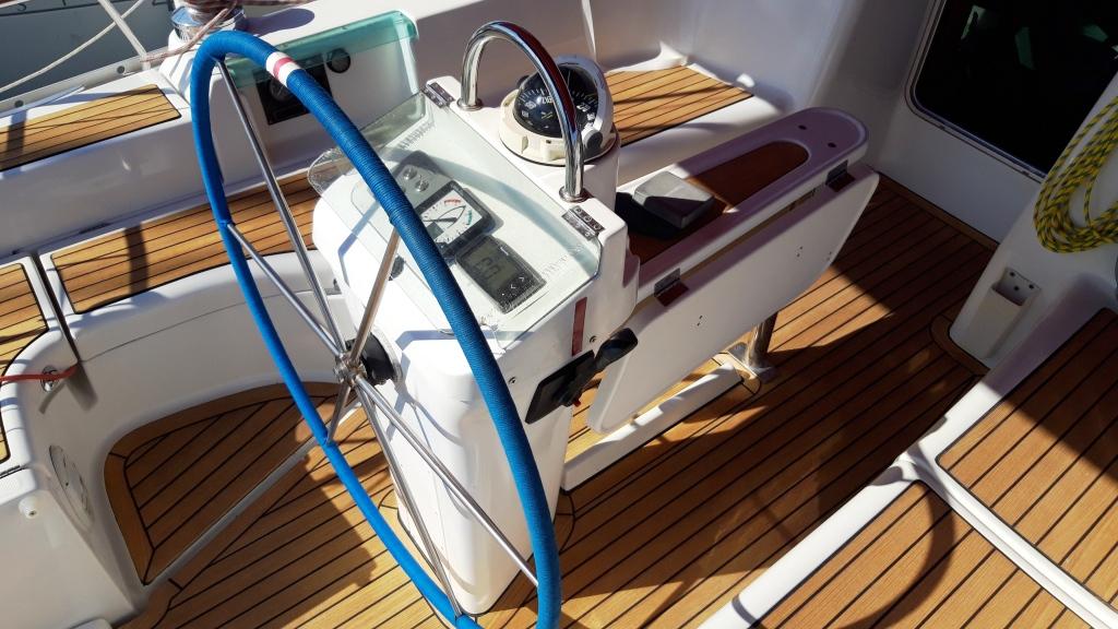 Oceanis 393 Clipper — photo 6