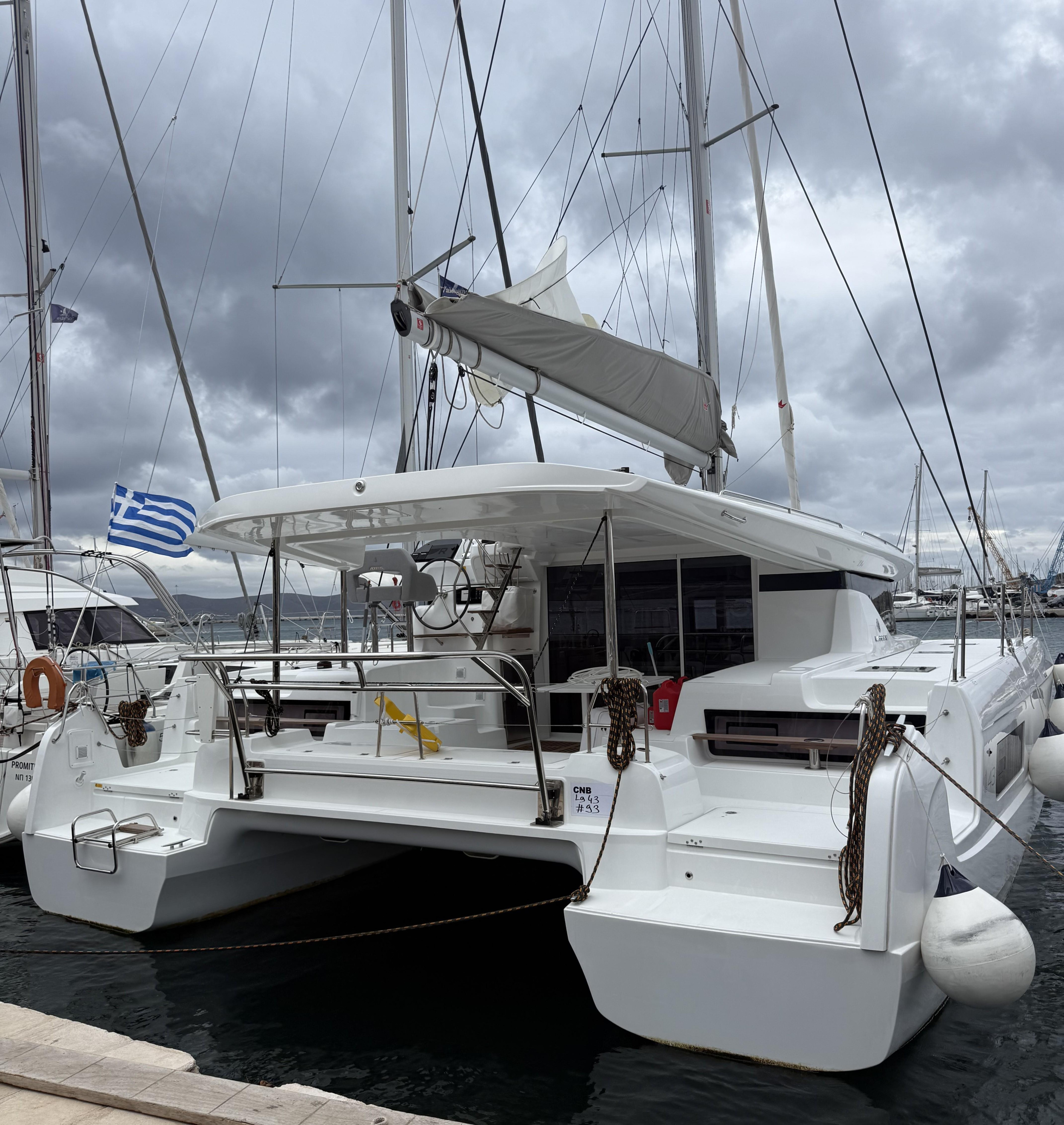 Lagoon 43 — photo 15