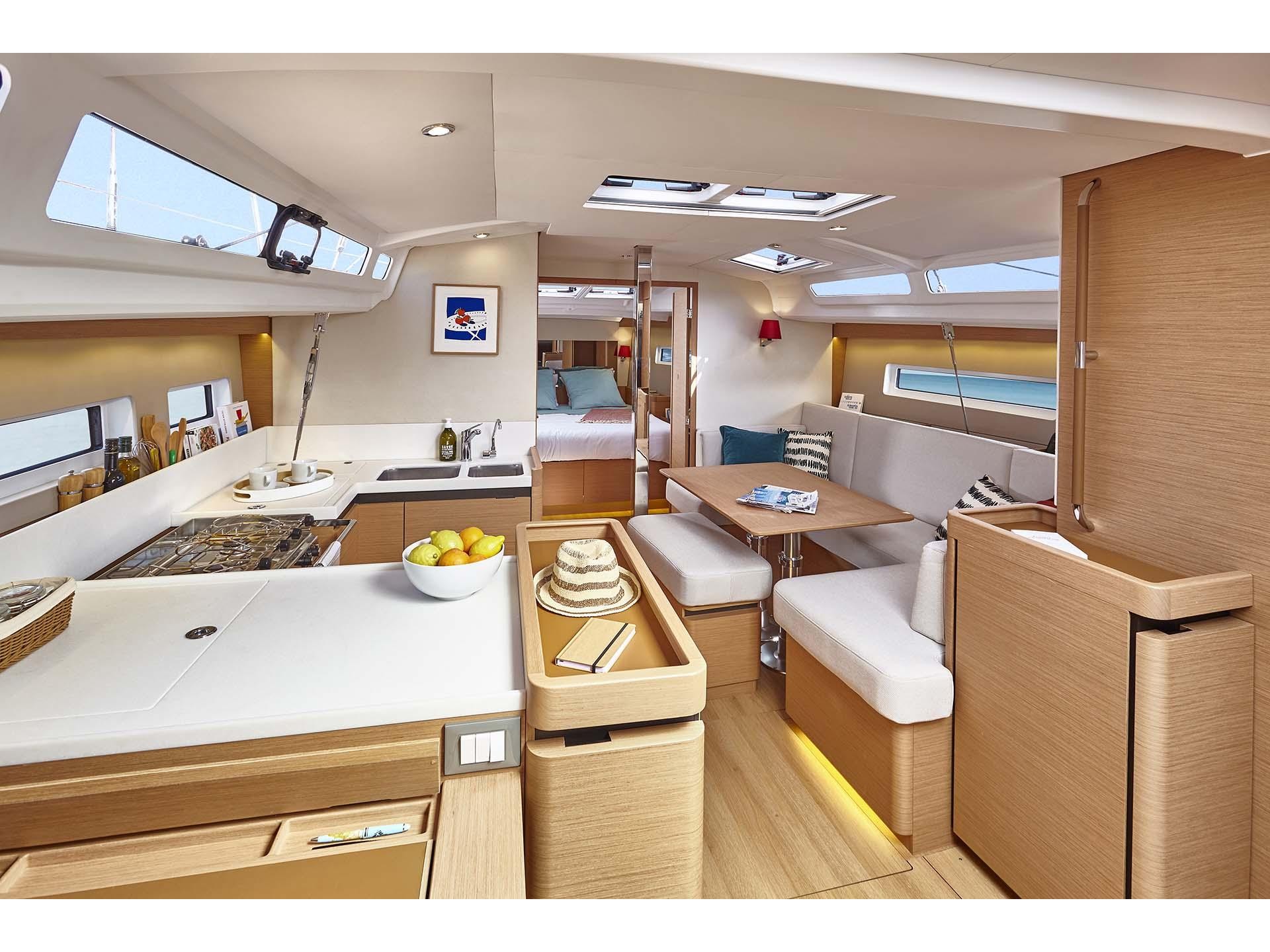 Sun Odyssey 440 — photo 9