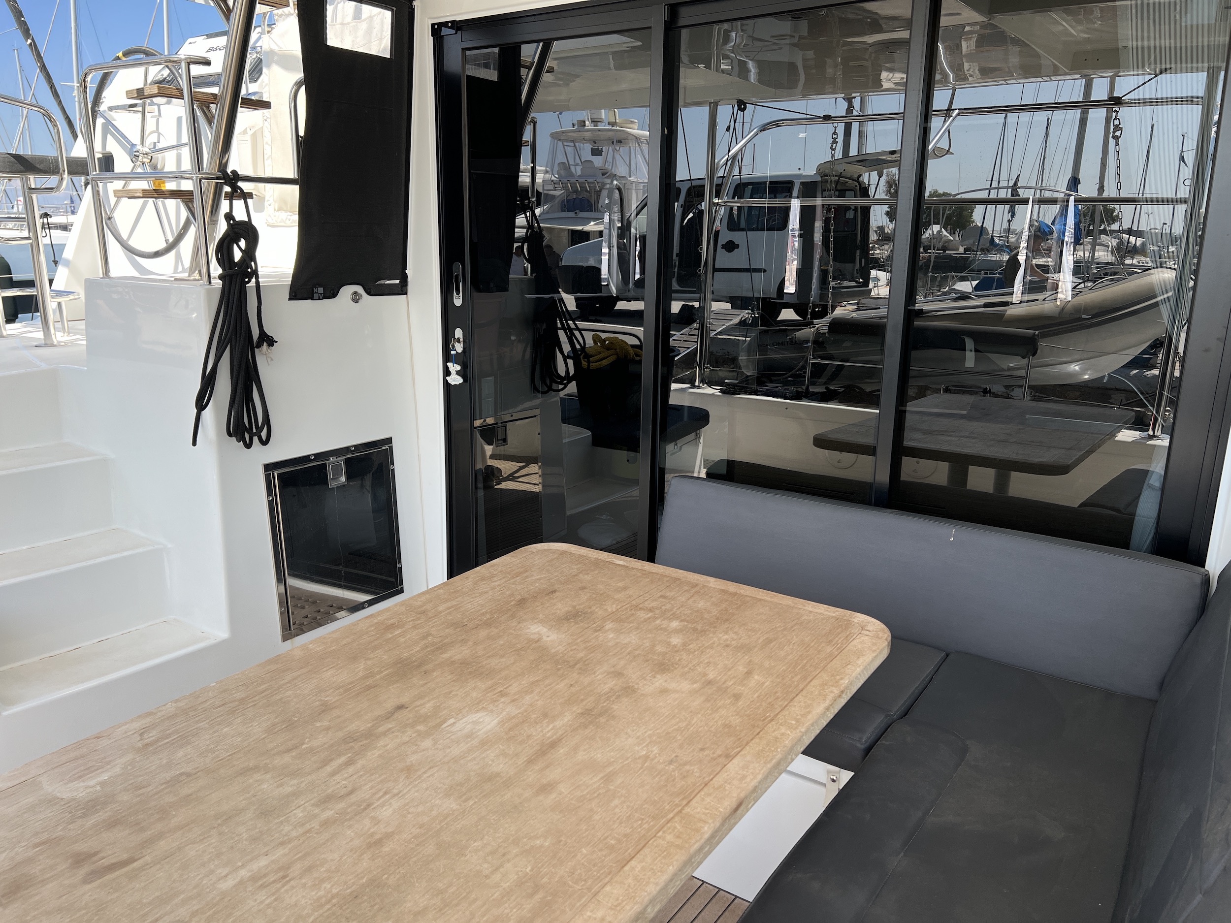 Lagoon 42 — photo 16