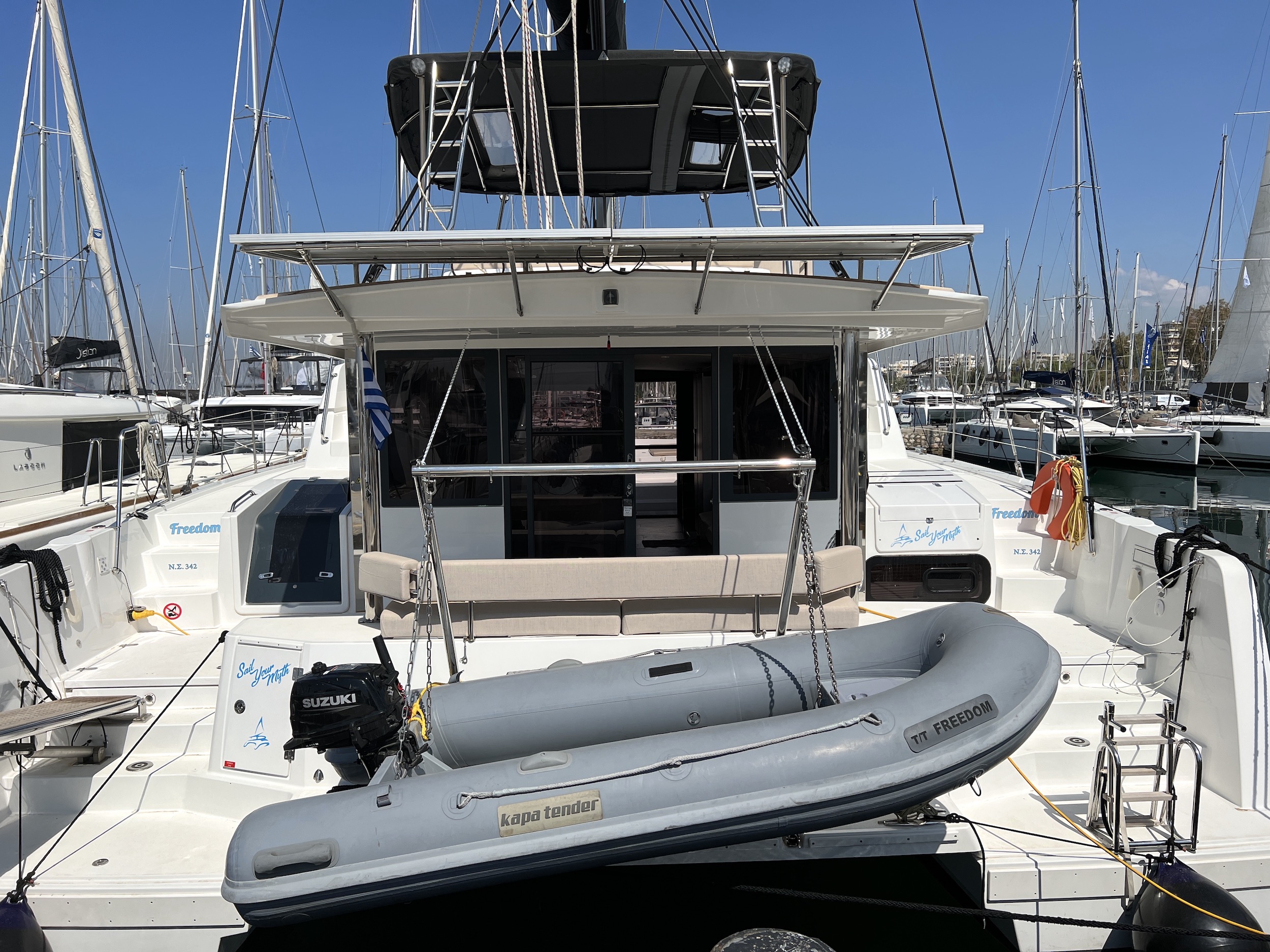Bali 4.6 (5+1 cab) — photo 13