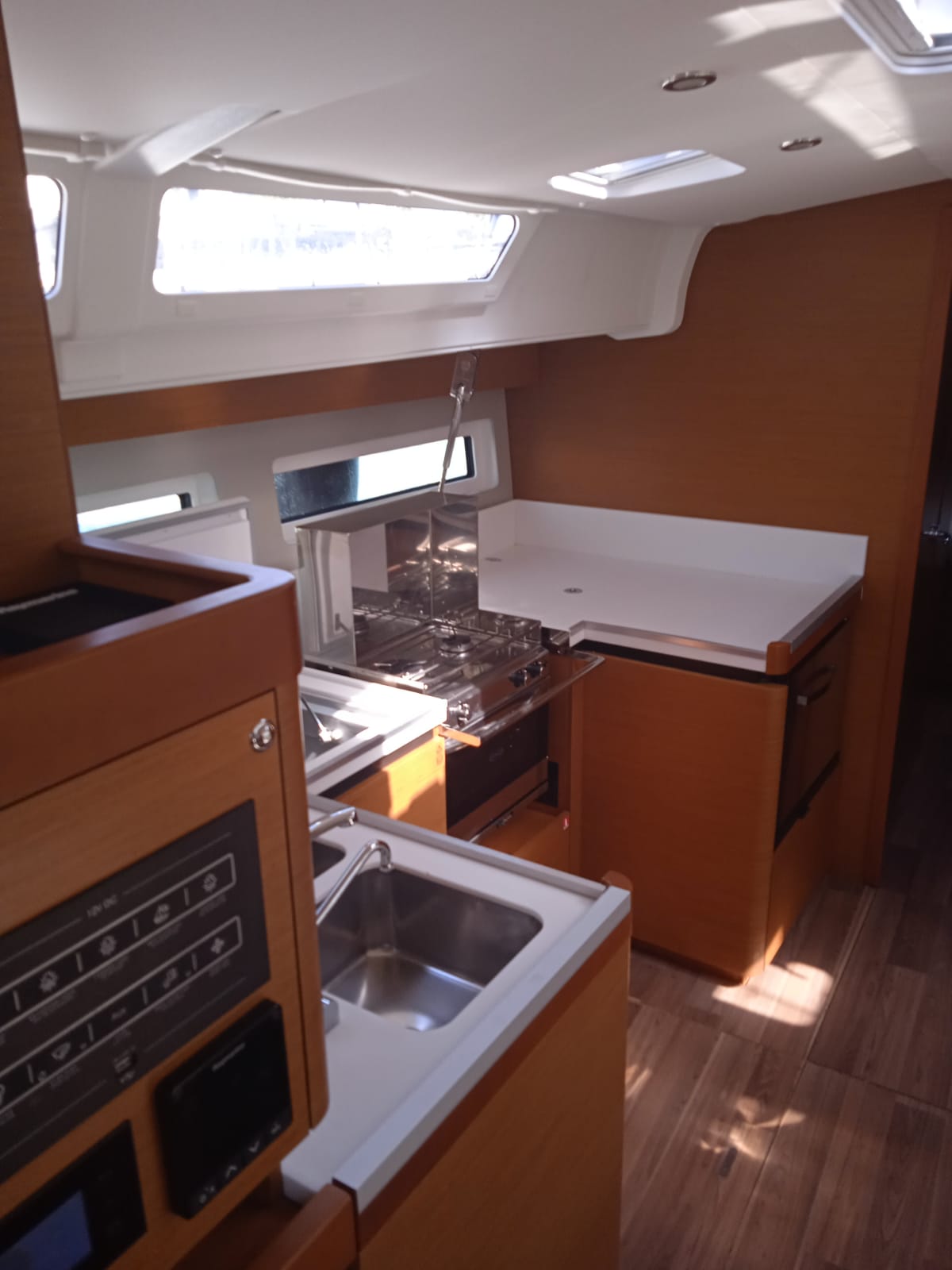 Sun Odyssey 490 — photo 5