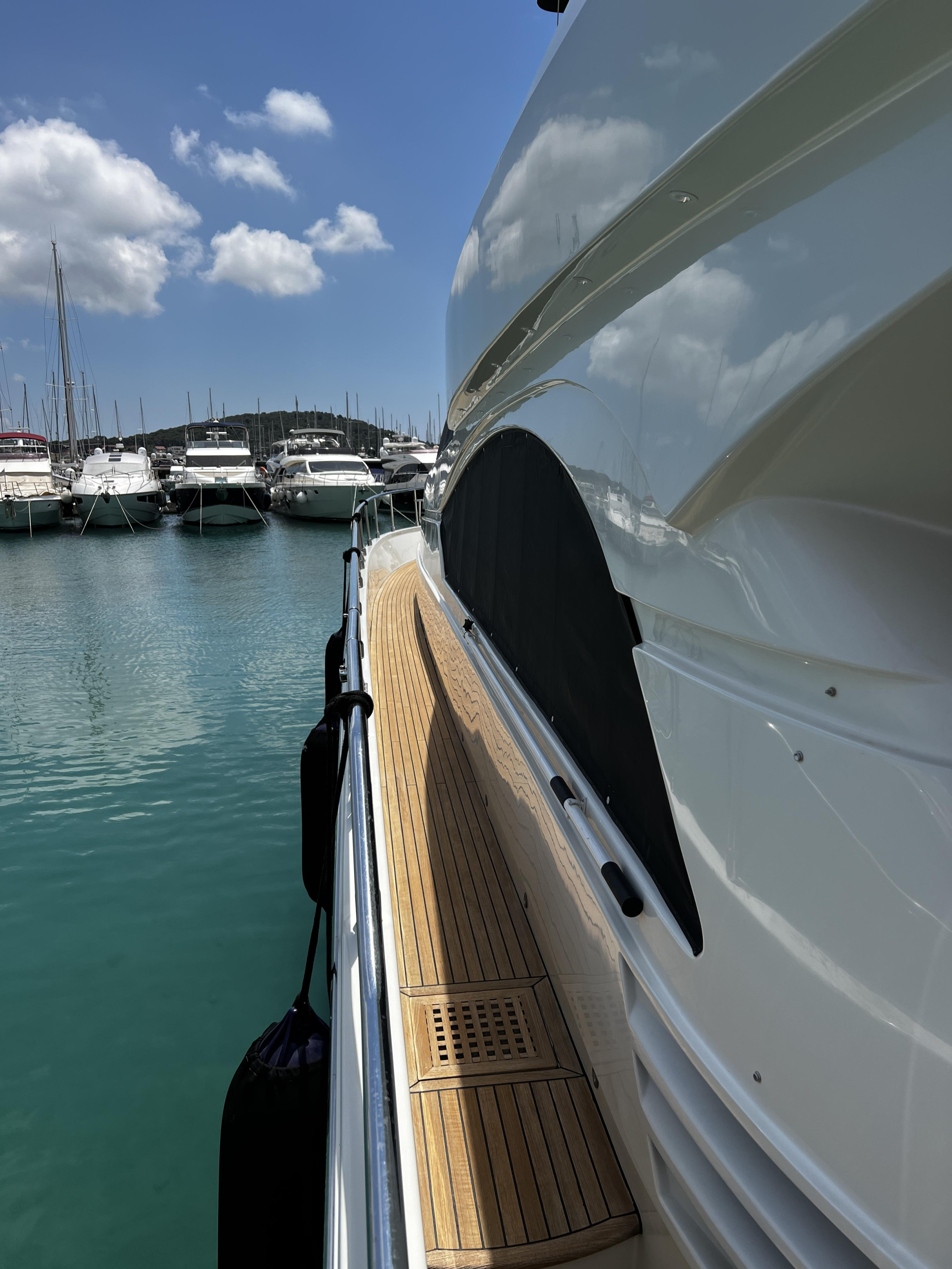 Dominator 680 S — photo 30