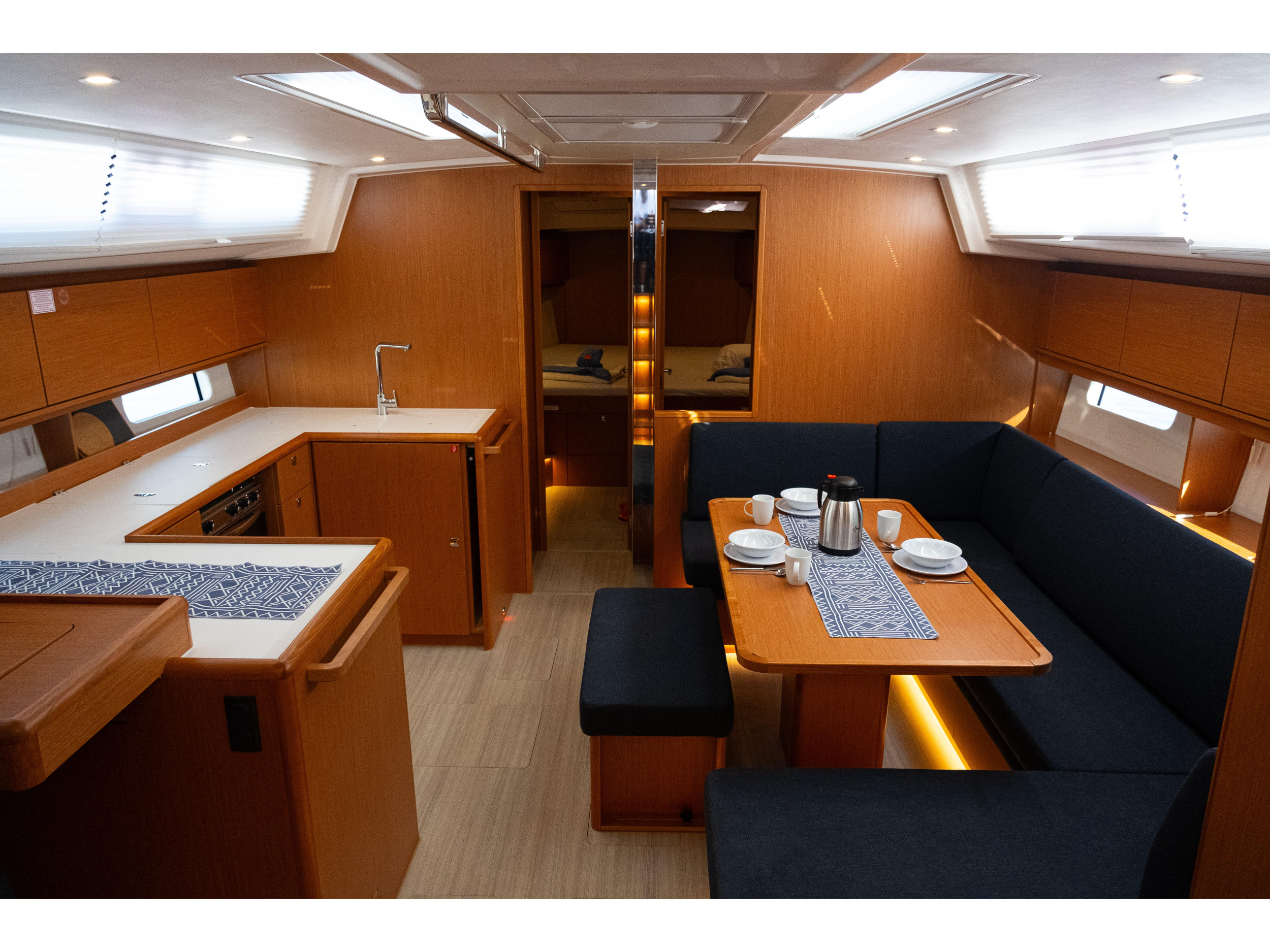 Bavaria C46 — photo 31