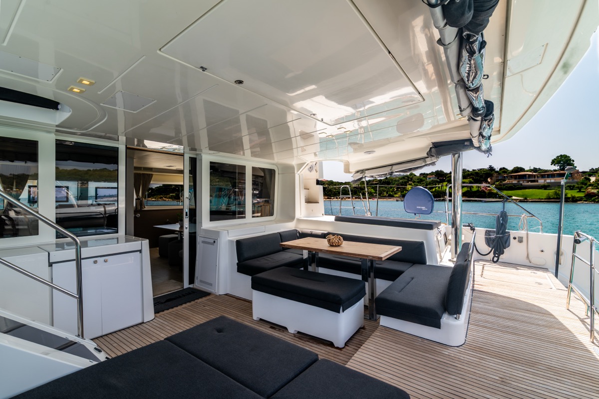 Lagoon 52F (5 cab) — photo 47
