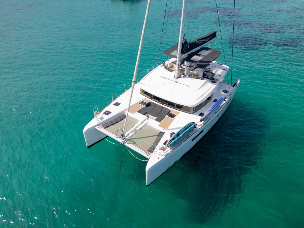 Lagoon 52F (5 cab) — photo 28
