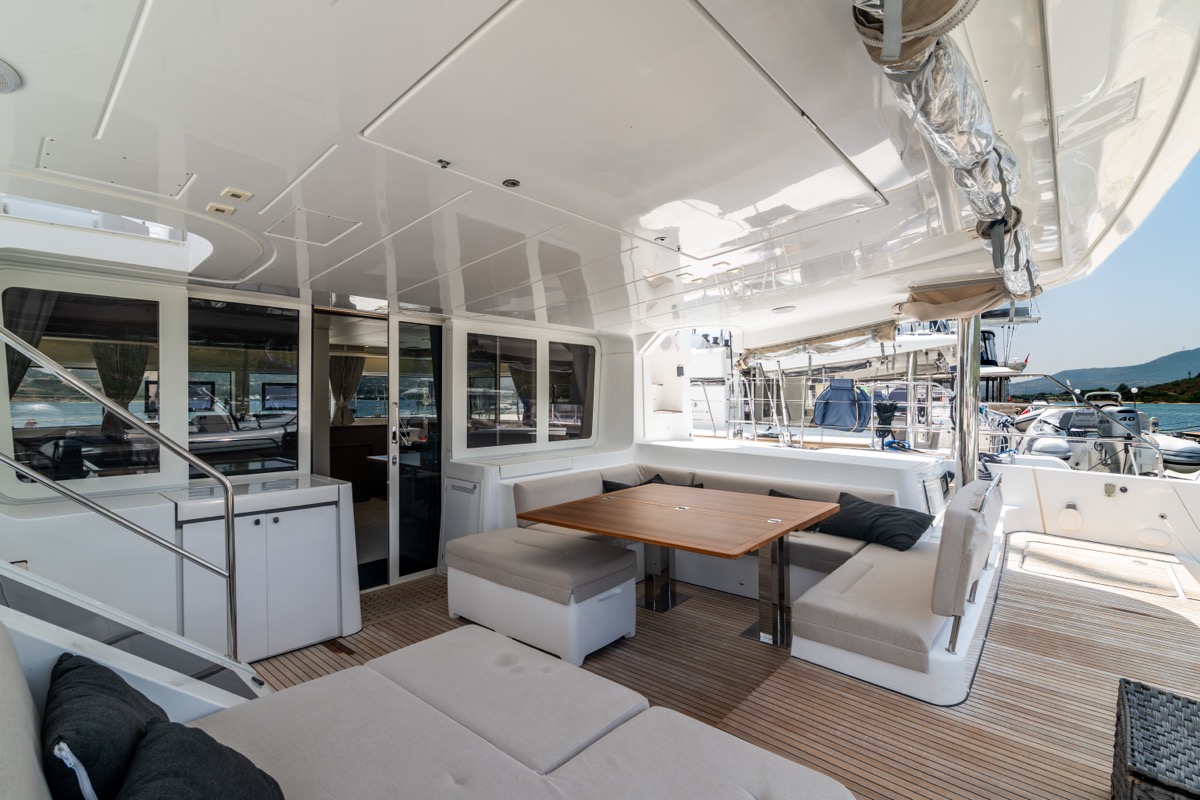 Lagoon 52F (5 cab) — photo 13