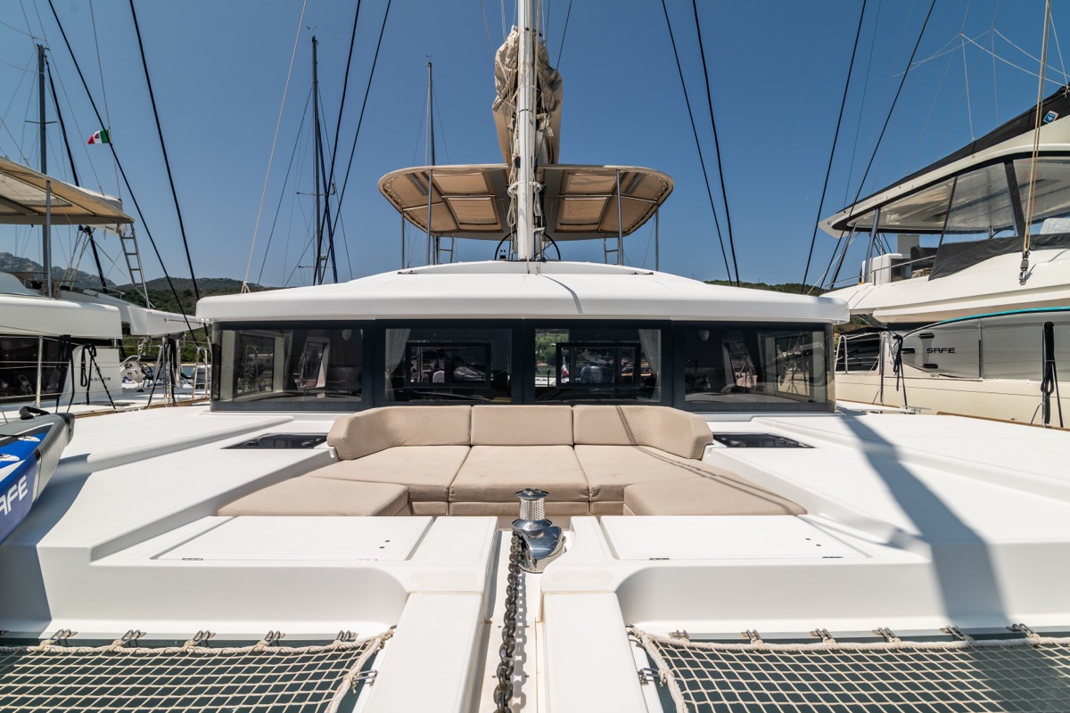 Lagoon 52F (5 cab) — photo 41