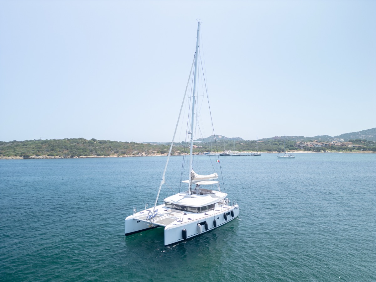 Lagoon 52F (5 cab) — photo 16