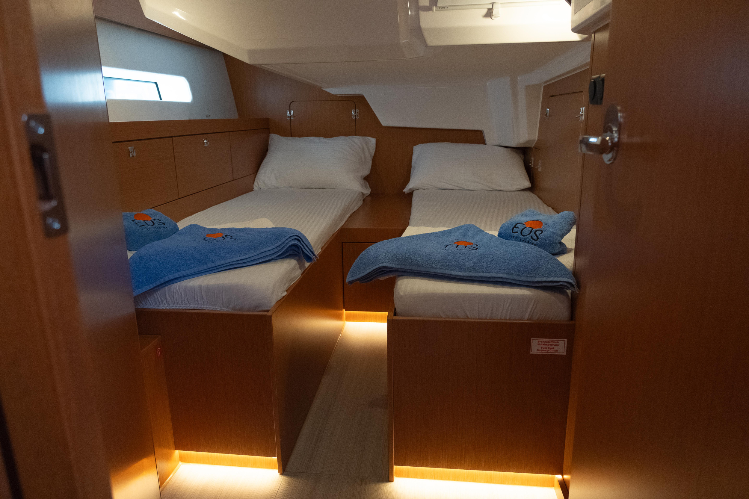 Bavaria C46 — photo 13