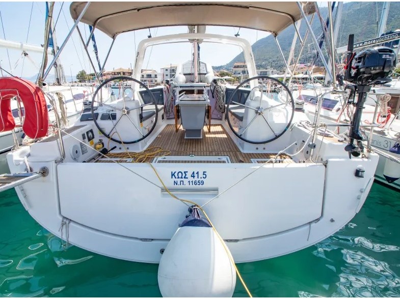 Oceanis 41.1 — photo 1