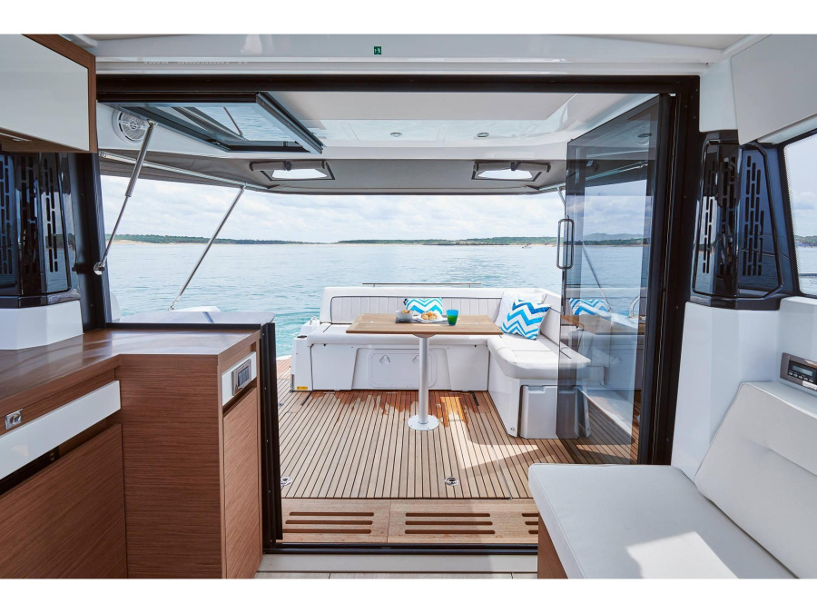 Jeanneau NC 37 — photo 4