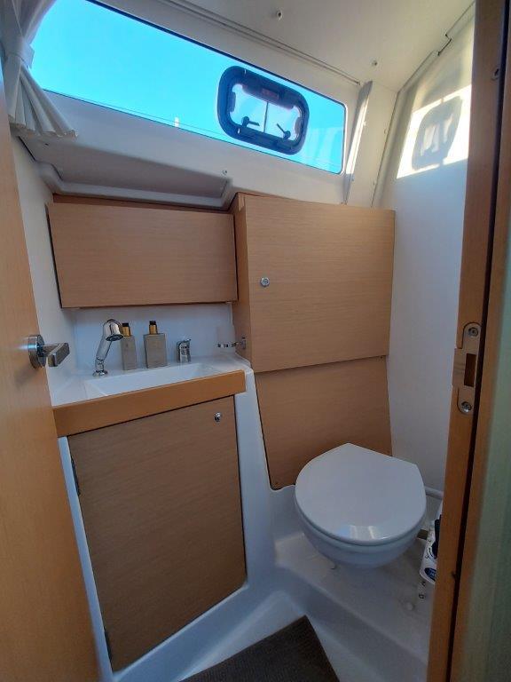 Oceanis 35 R — photo 15