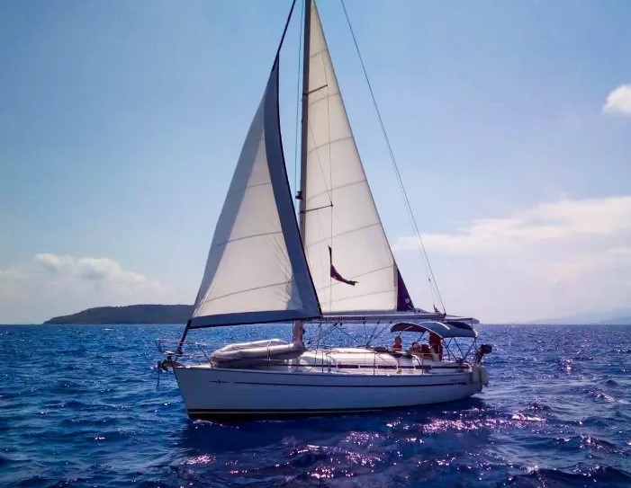 Bavaria 33 — photo 3