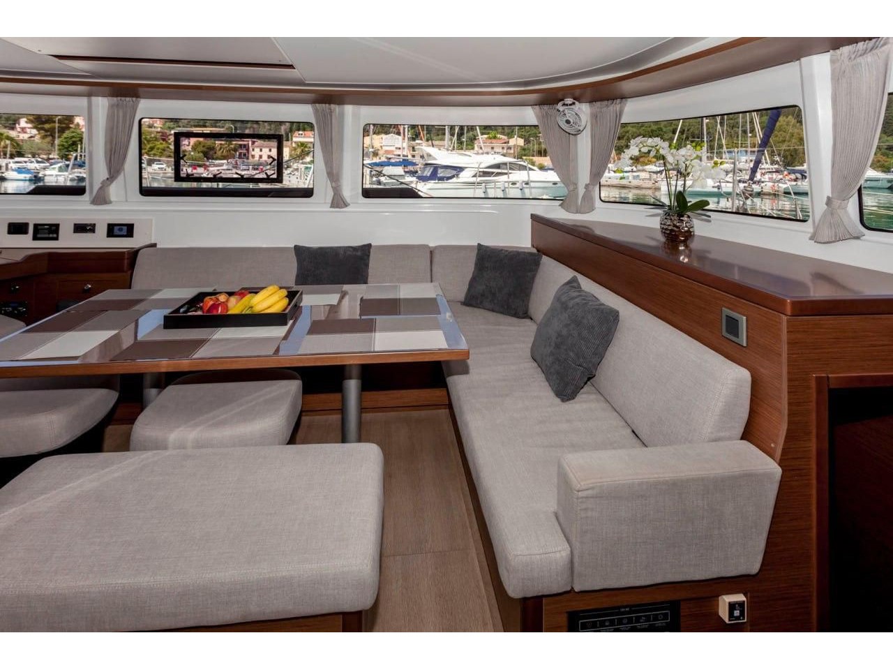 Lagoon 46 — photo 18