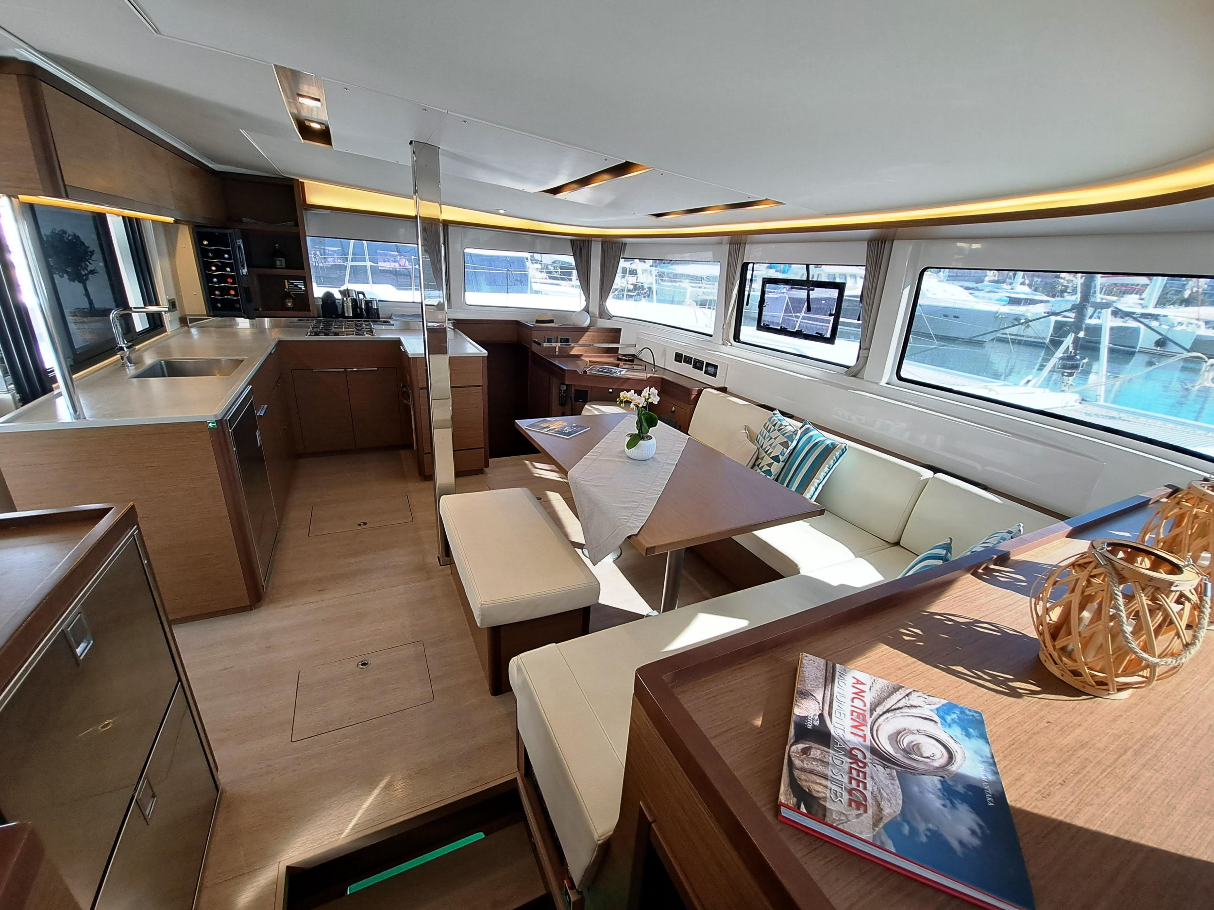 Lagoon 46 — photo 47