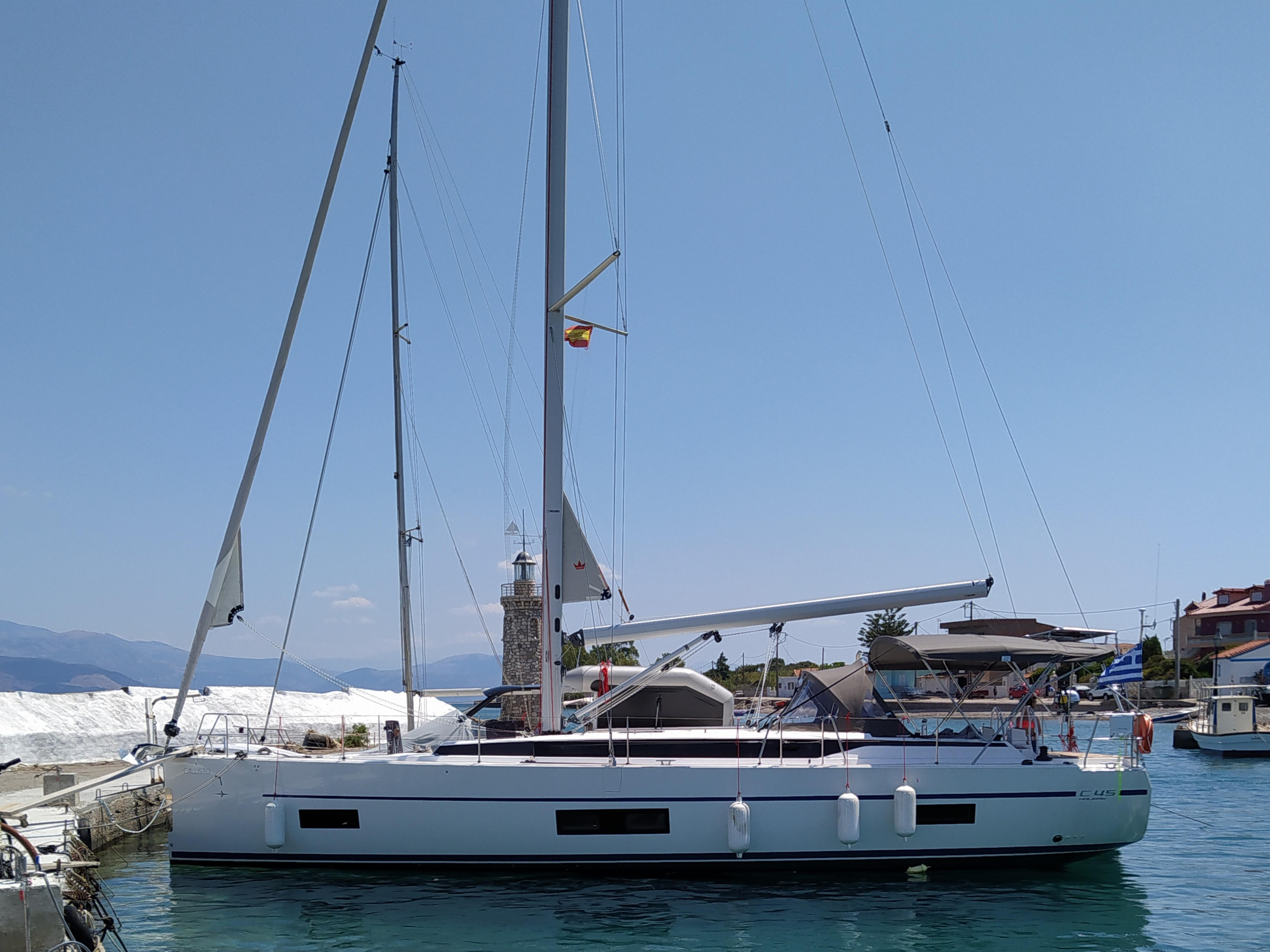 Bavaria C45 — photo 1
