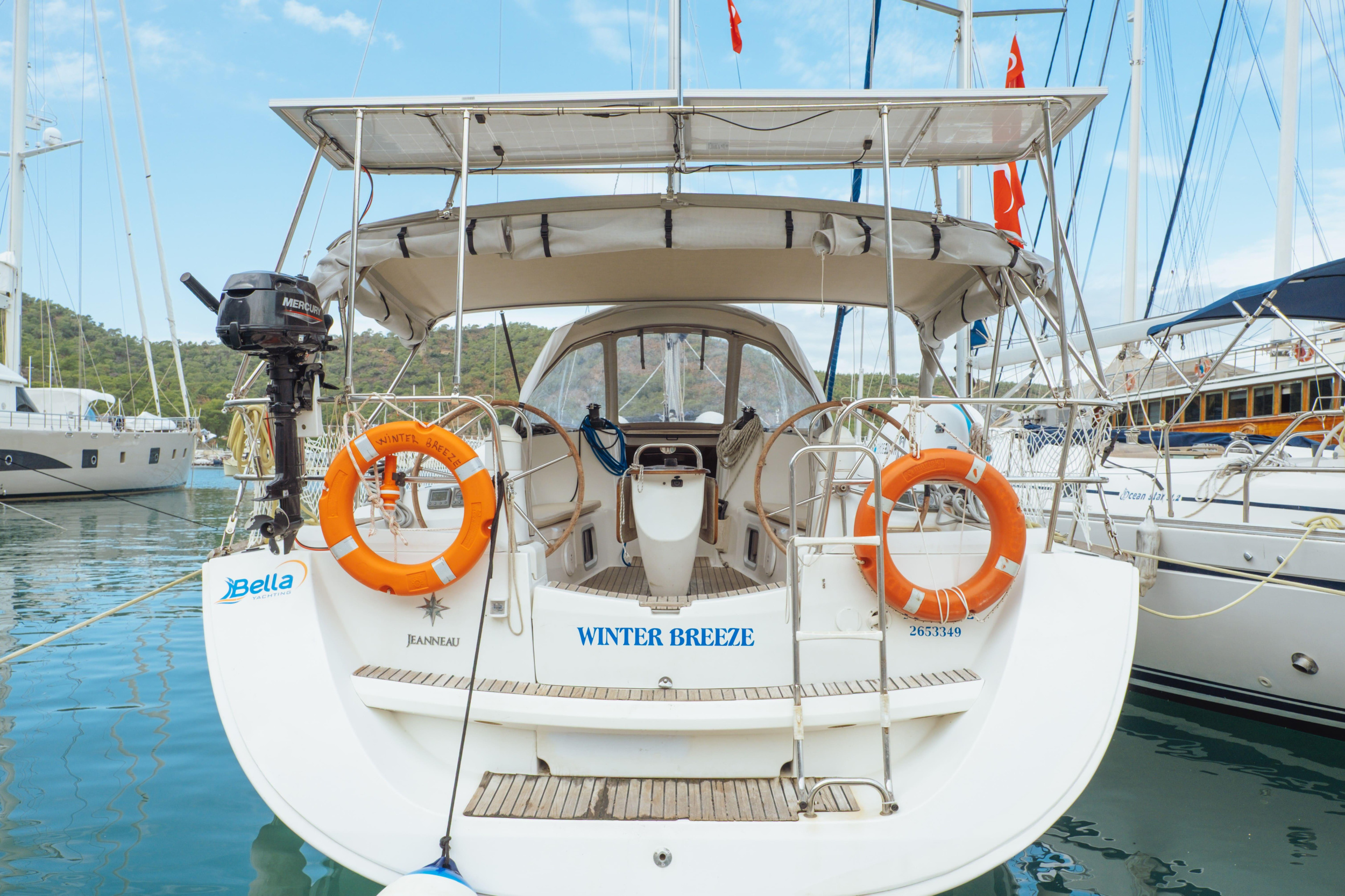 Sun Odyssey 42i — photo 5